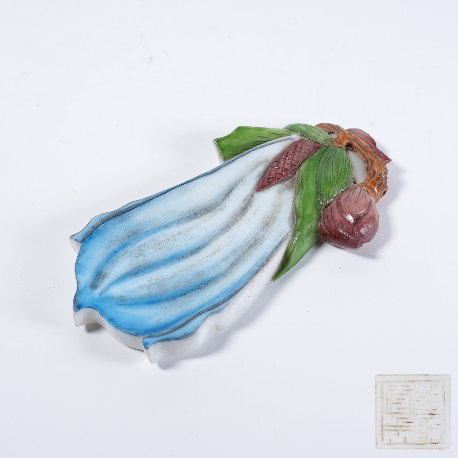A GLASS MATERIAL INK PALETTE: Glass material ink palette