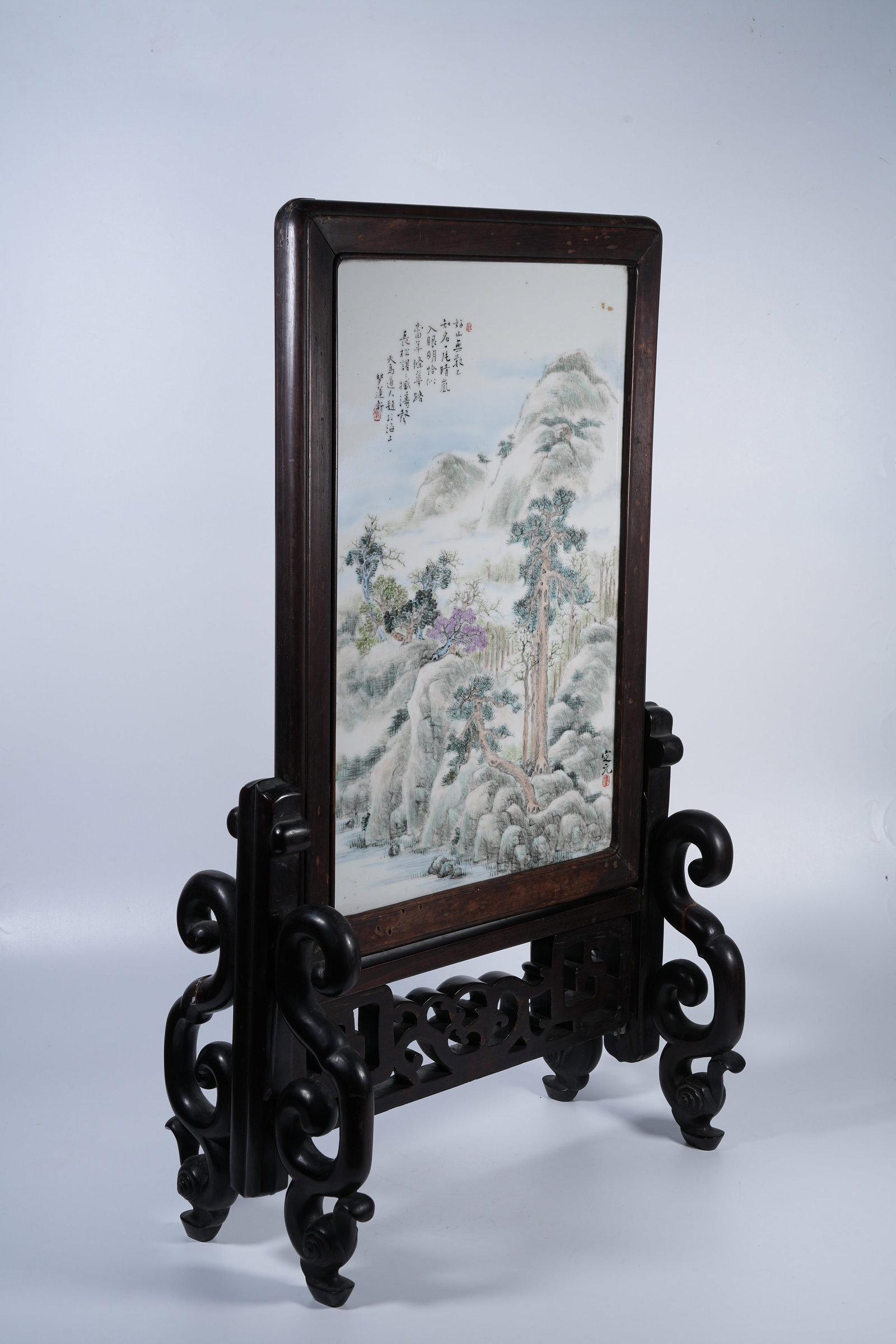 A QIANJIANG-CAI LANDSCAPE-PATTERN TABLE SCREEN - 6