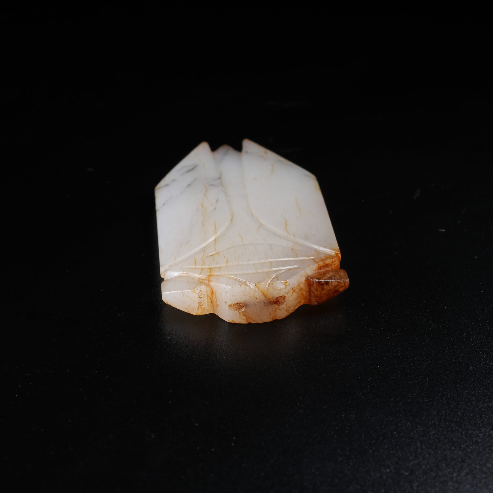 A ANCIENT JADE CICADA - 5