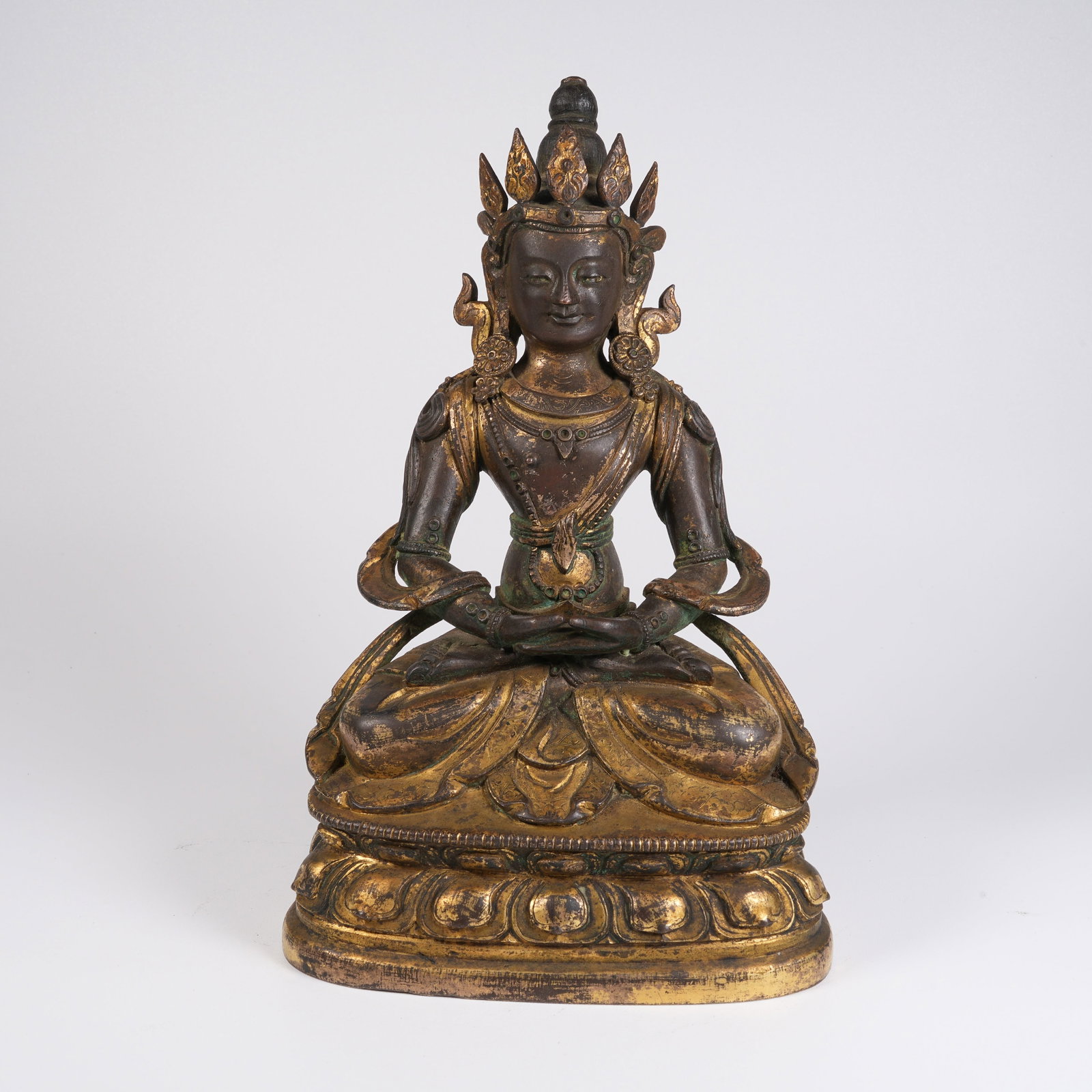A GILT-BRONZE STATUE OF AMITAYUS BUDDHA (1 of 9)