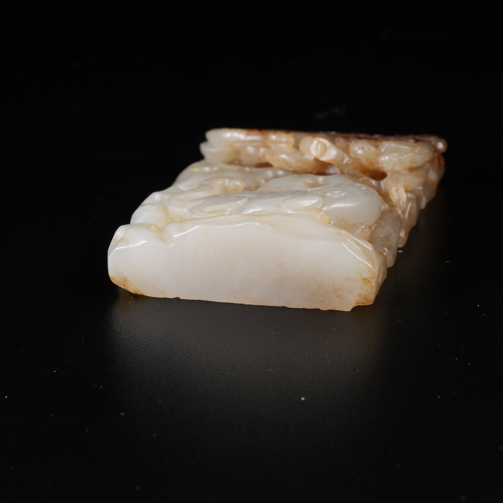 A HETIAN JADE PLAQUE WITH TIGER PATTERN - 8