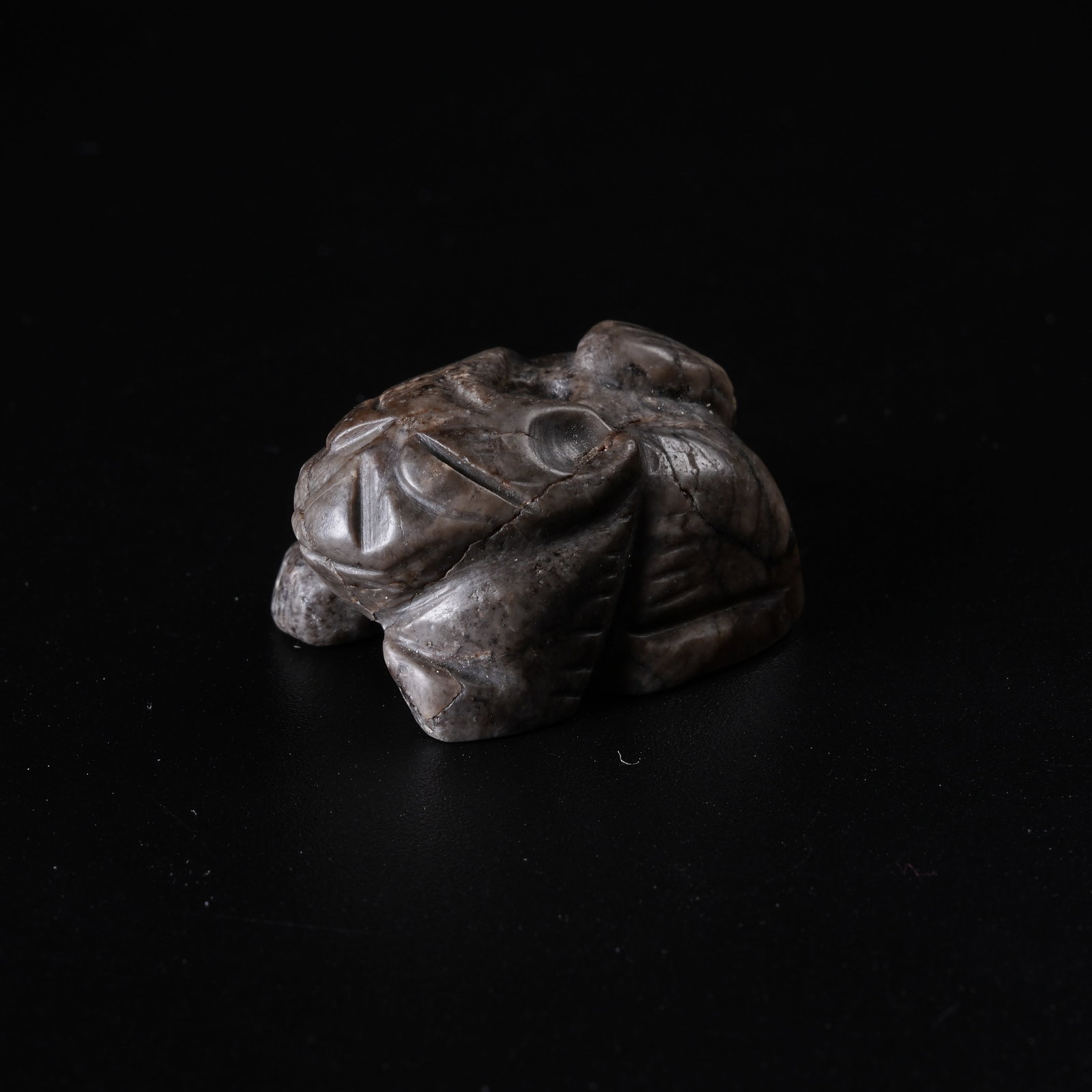 A ANCIENT JADE BEAST PENDANT: Ancient Jade Beast Pendant