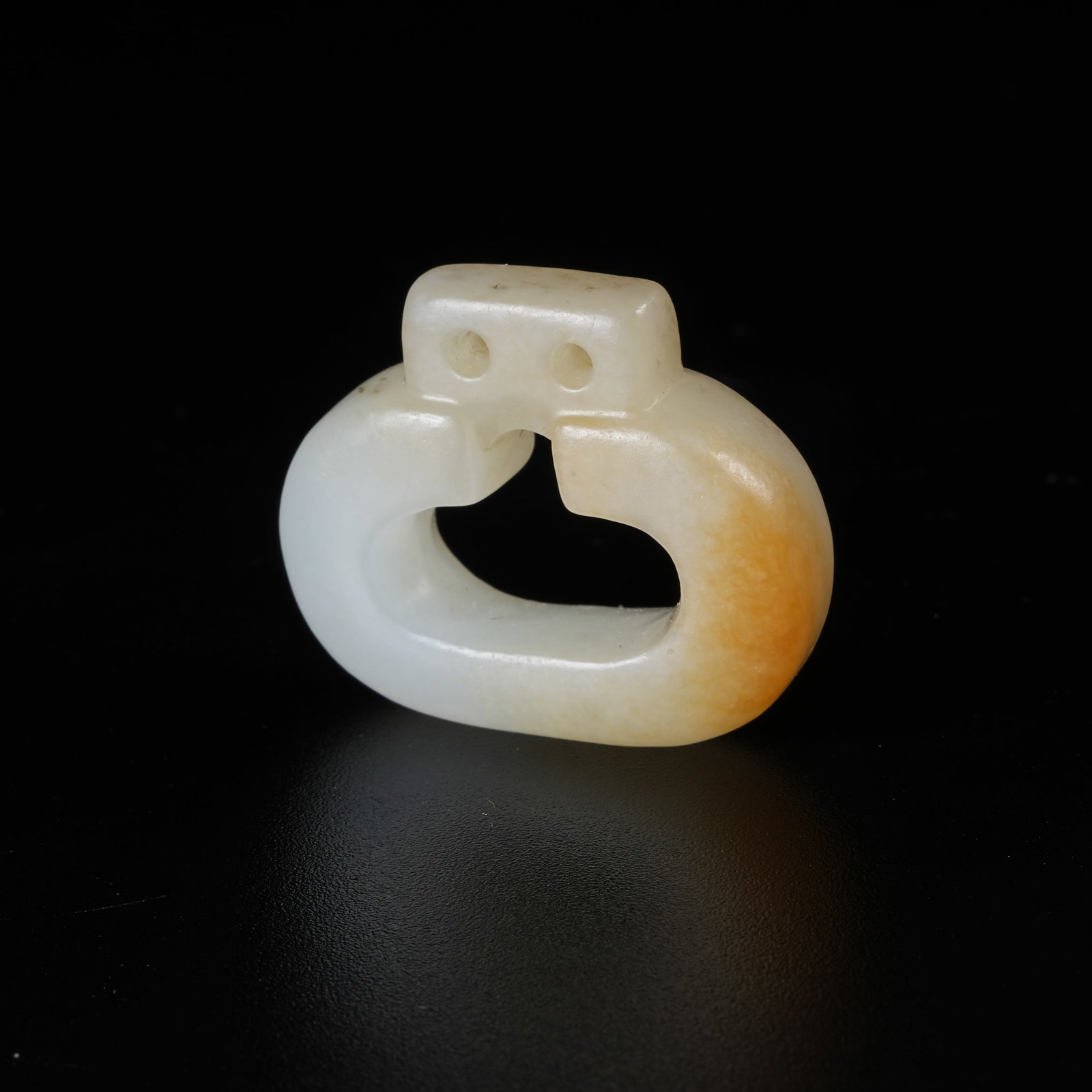 A HETIAN JADE BUCKLE - 4