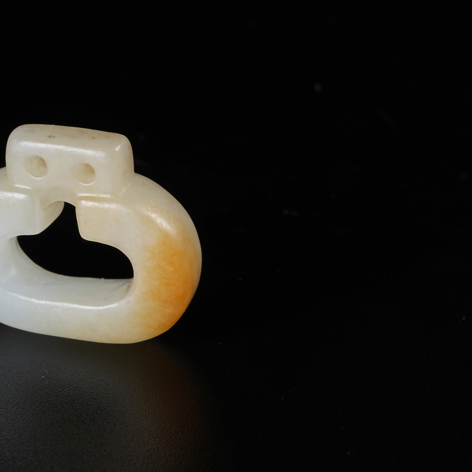 A HETIAN JADE BUCKLE - 5