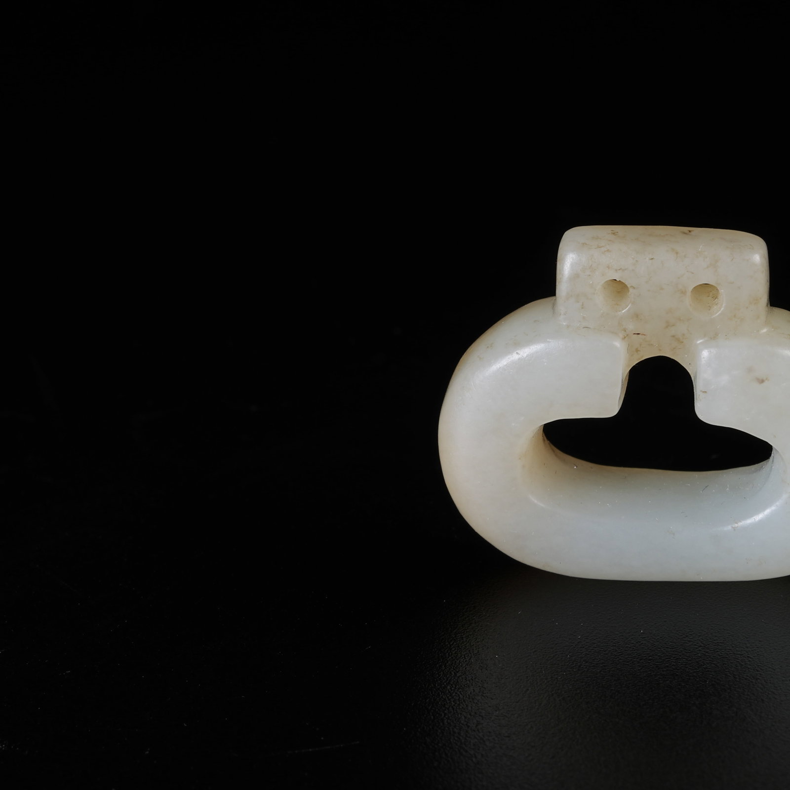 A HETIAN JADE BUCKLE - 6