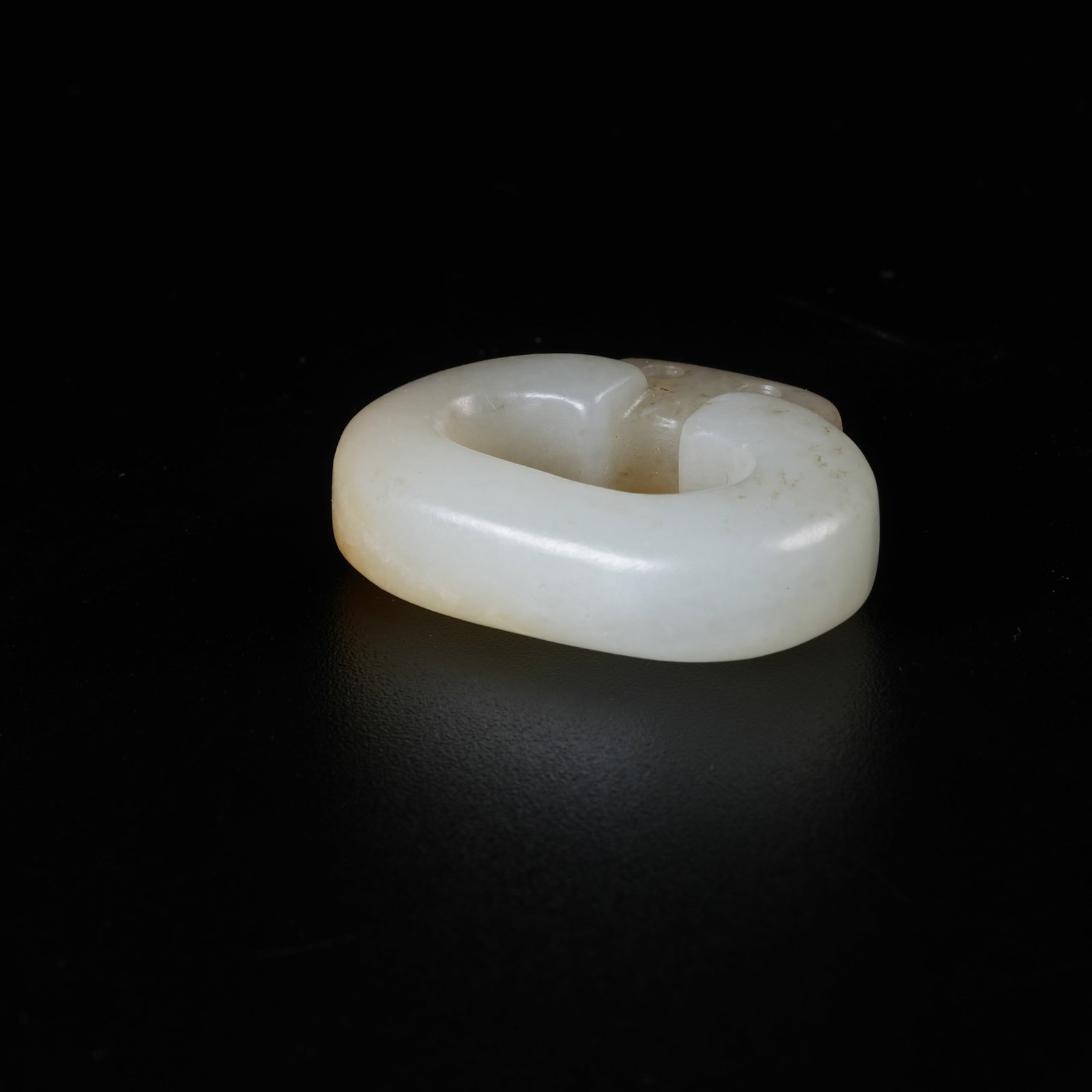 A HETIAN JADE BUCKLE - 7