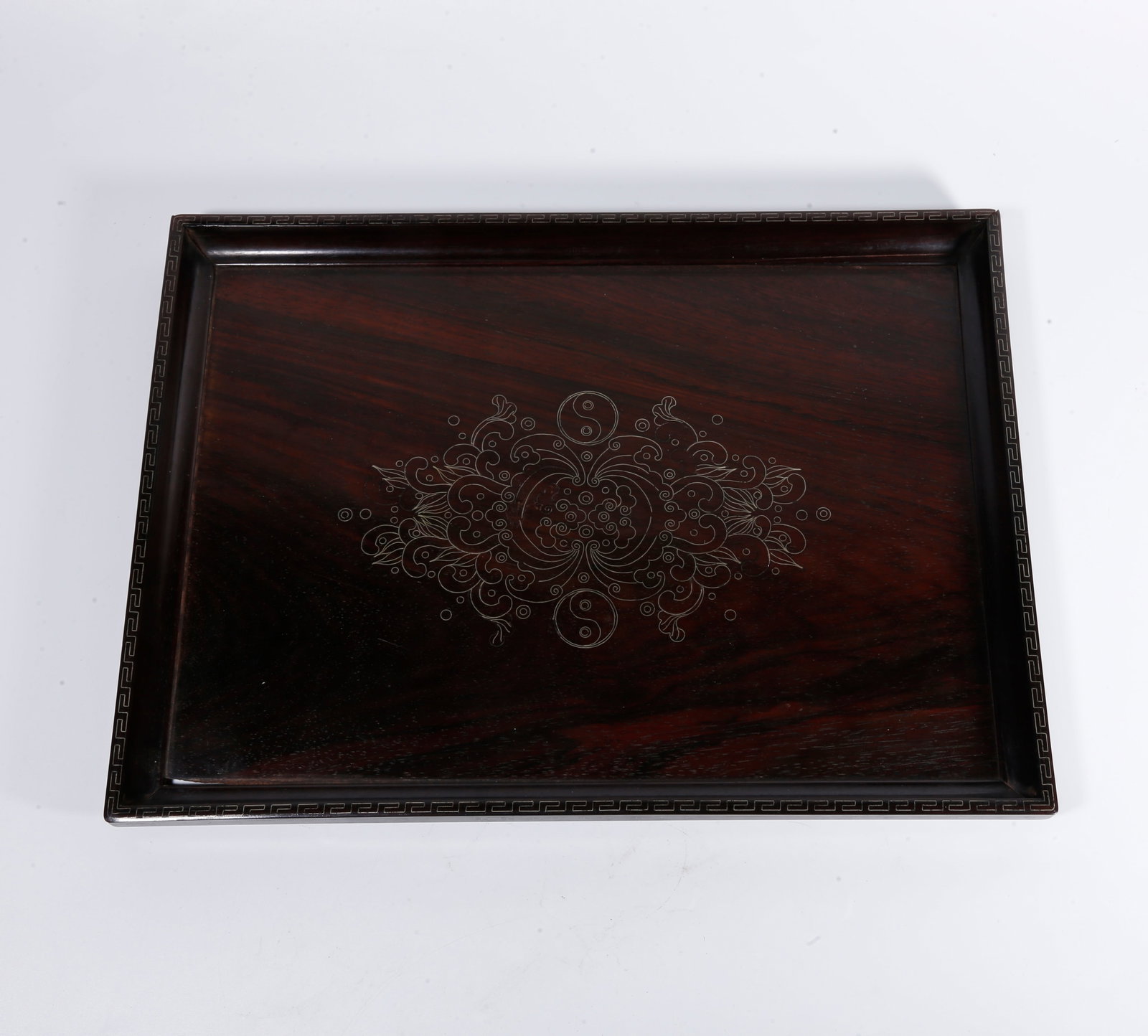 A HONGMU WOOD SCHOLAR'S TRAY INLAID WITH SILVER WIRE: Hongmu wood scholar's tray inlaid with silver wire
