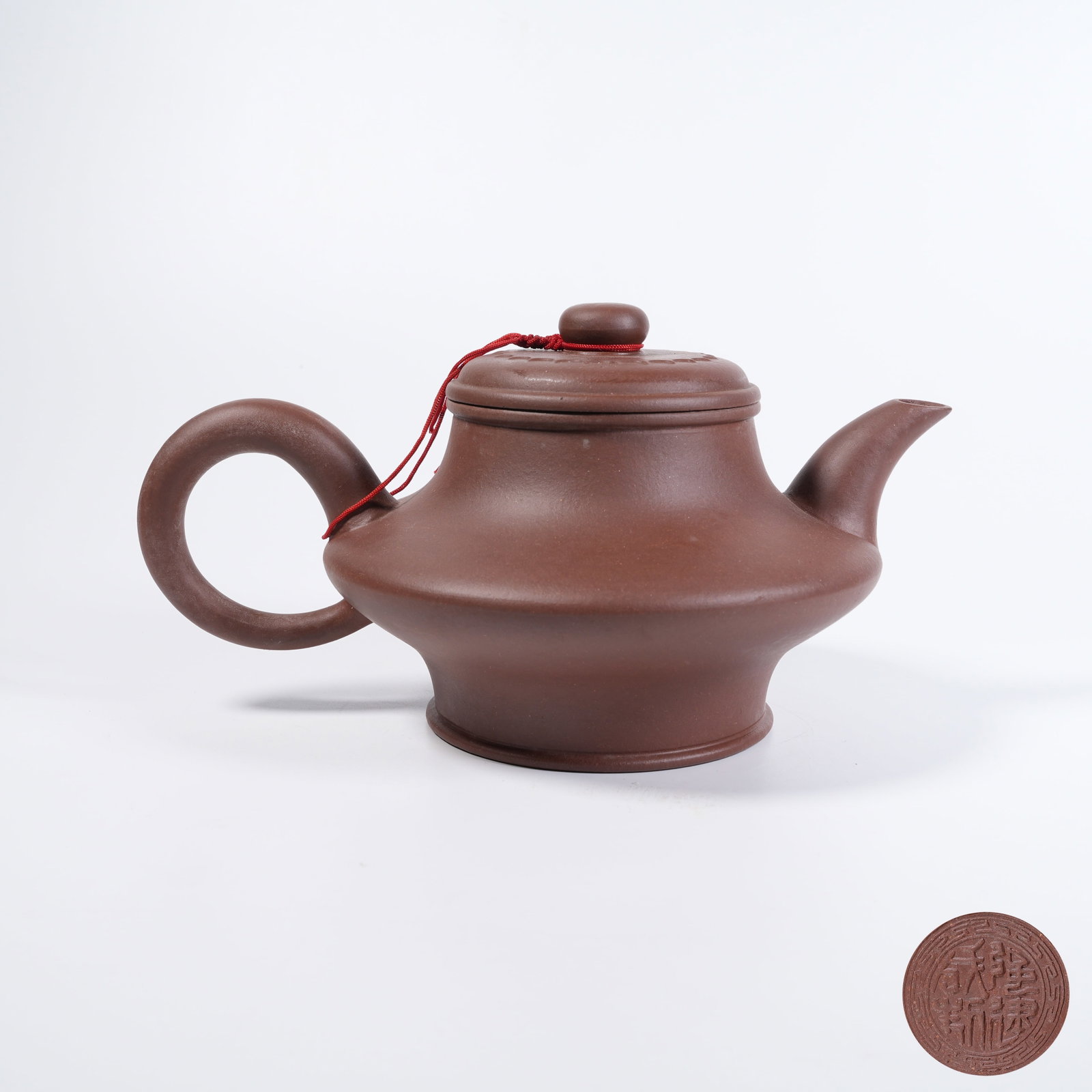 A YIXING CLAY EWER (1 of 9)