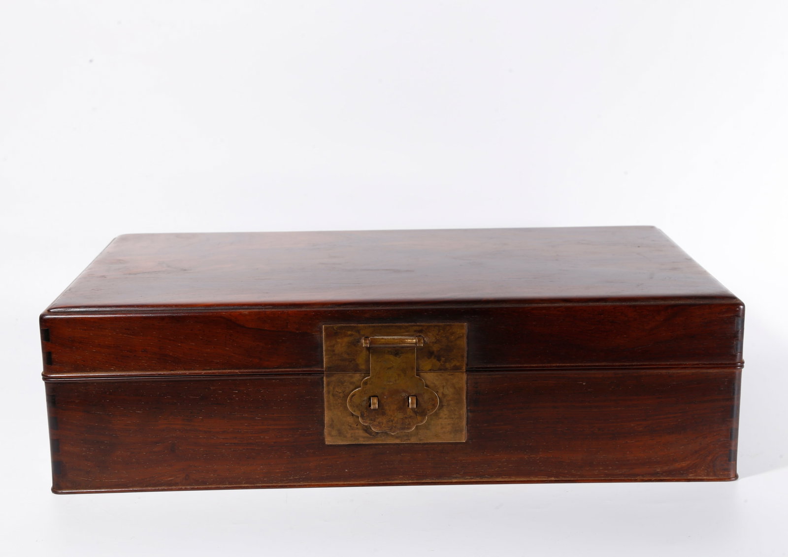 A COVERED BOX OF HUANGHUALI WOOD (1 of 8)