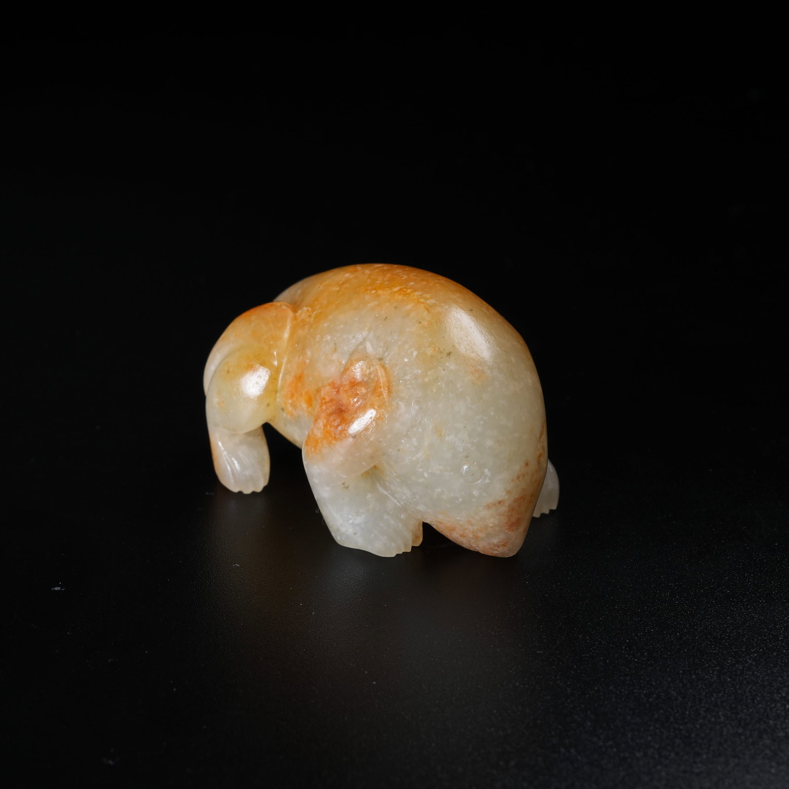 A ANCIENT JADE BEAR ORNAMENT: Ancient Jade Bear Ornament
