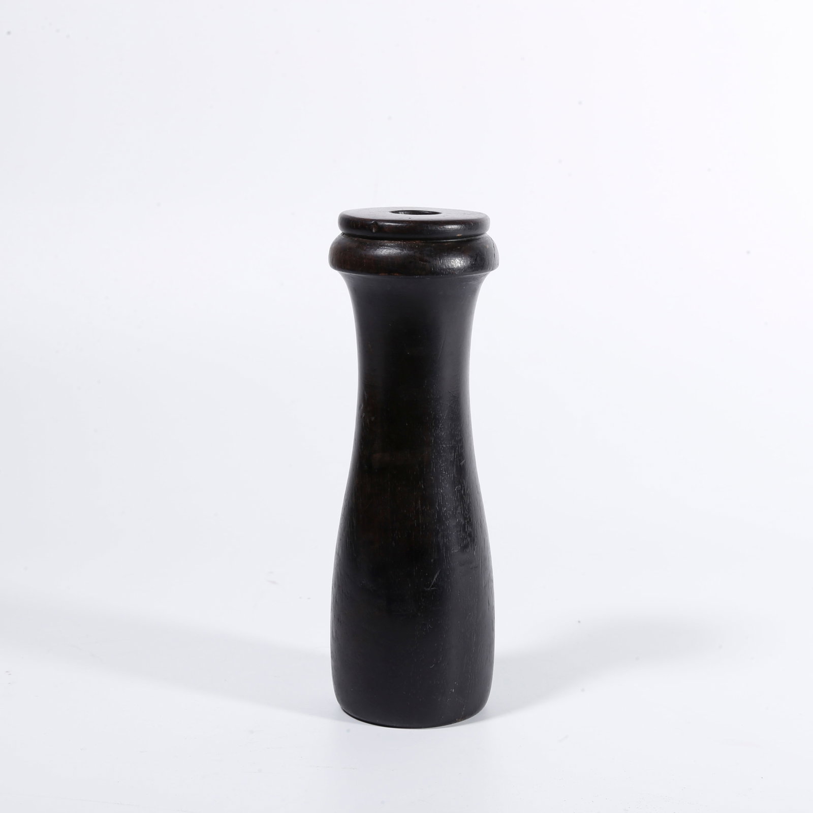 A RED SANDALWOOD FLOWER HOLDER (1 of 8)