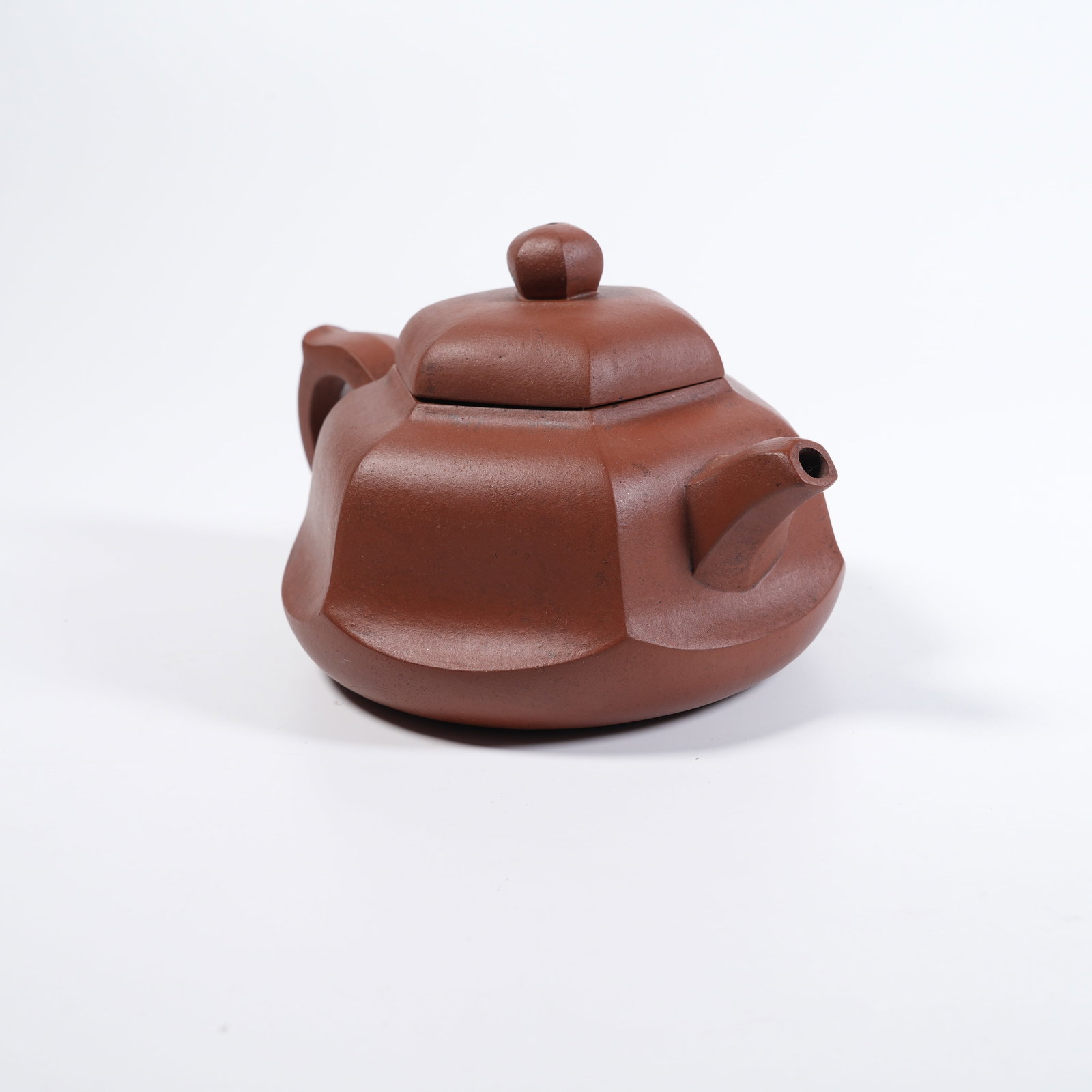 A YIXING CLAY HEXAGONAL EWER - 2