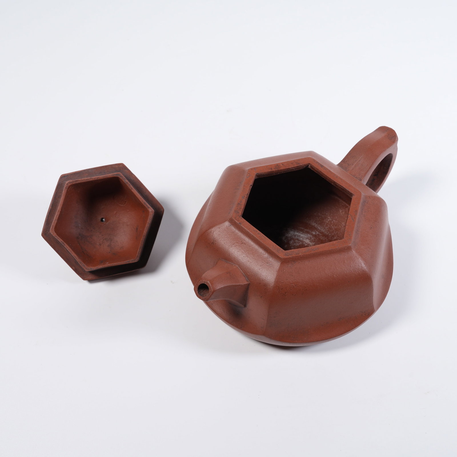 A YIXING CLAY HEXAGONAL EWER - 8