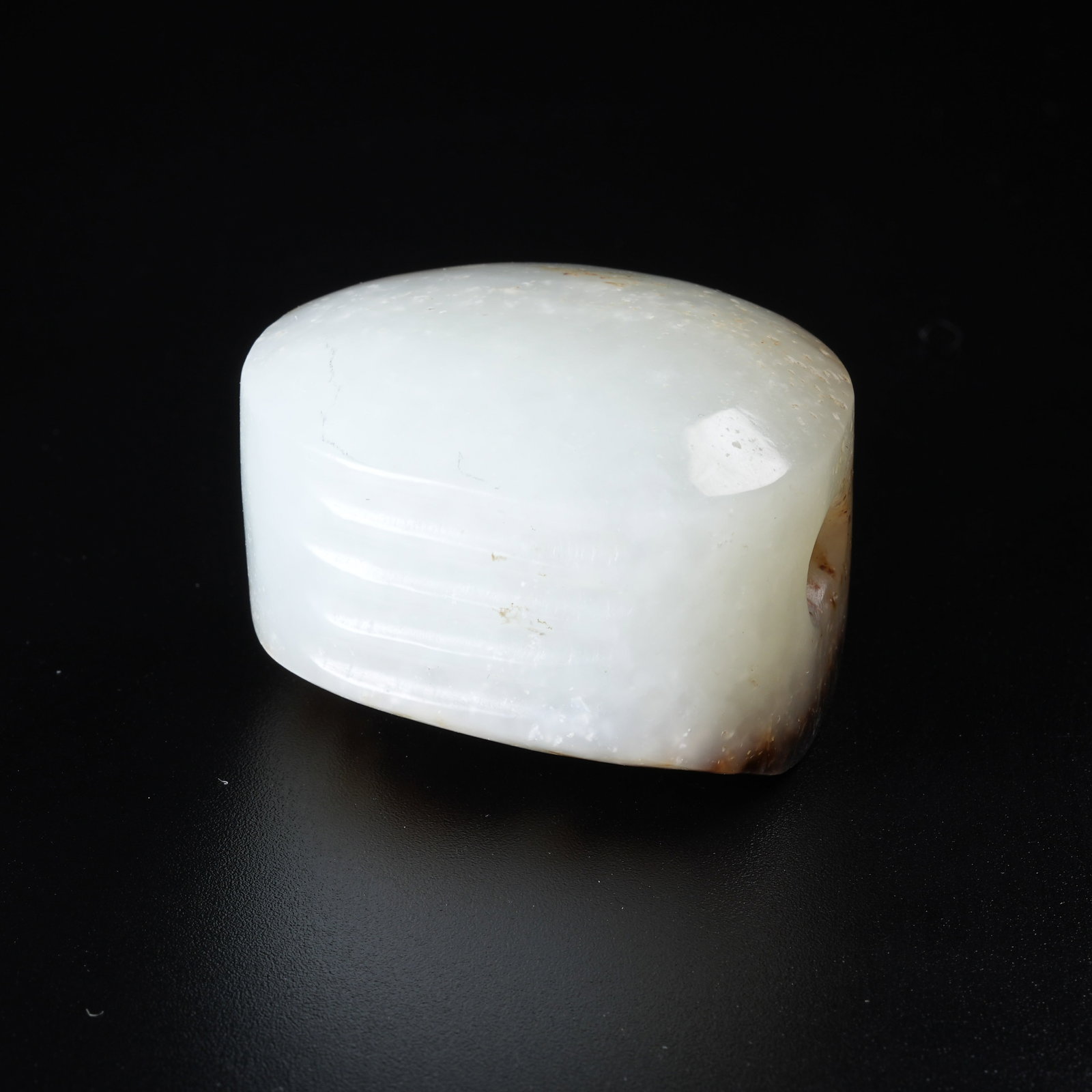 A ANCIENT JADE PENDANT - 3