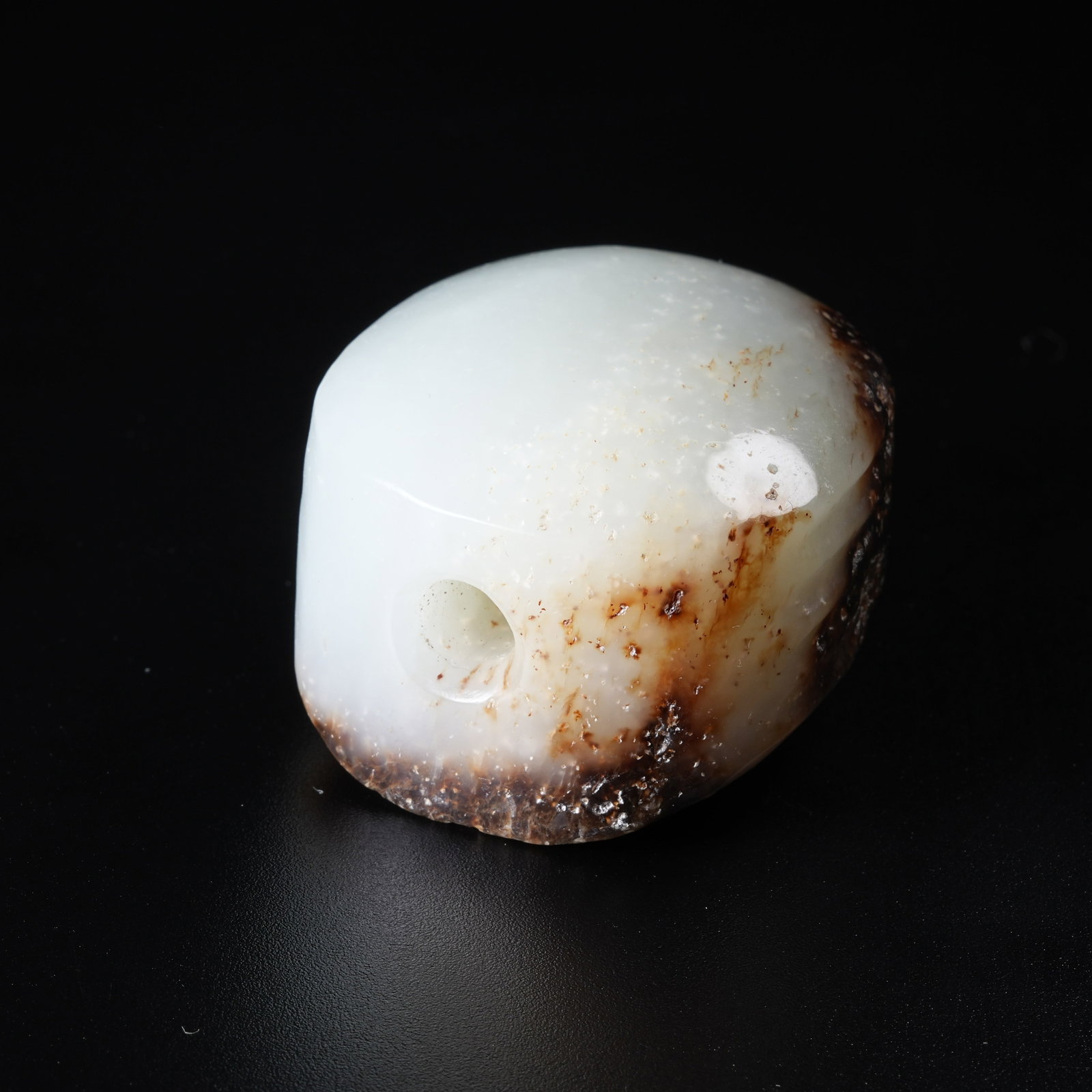 A ANCIENT JADE PENDANT - 4