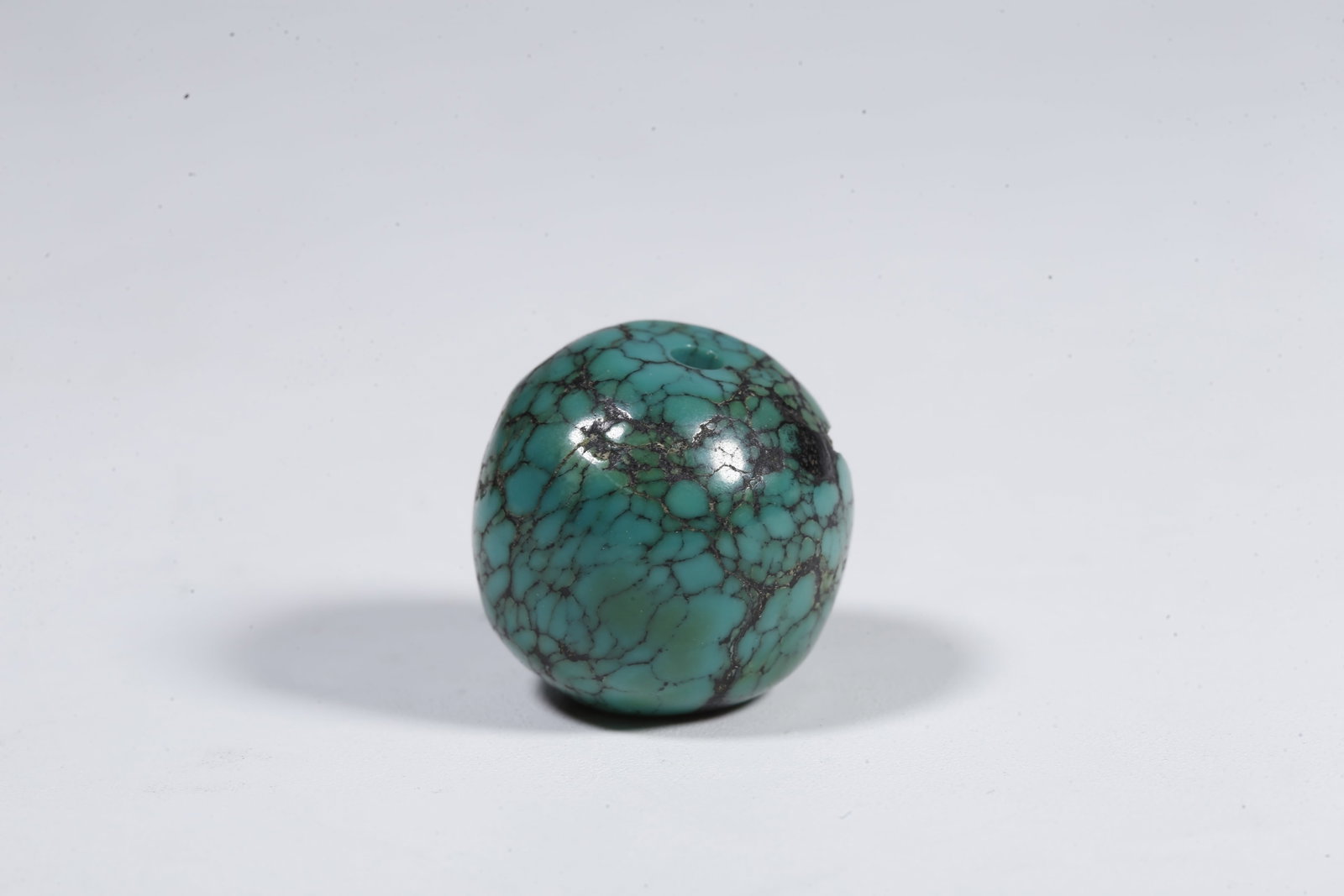 A TURQUOISE BEAD (PAIR) - 4