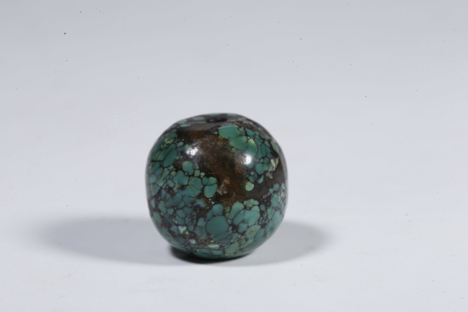 A TURQUOISE BEAD (PAIR) - 7