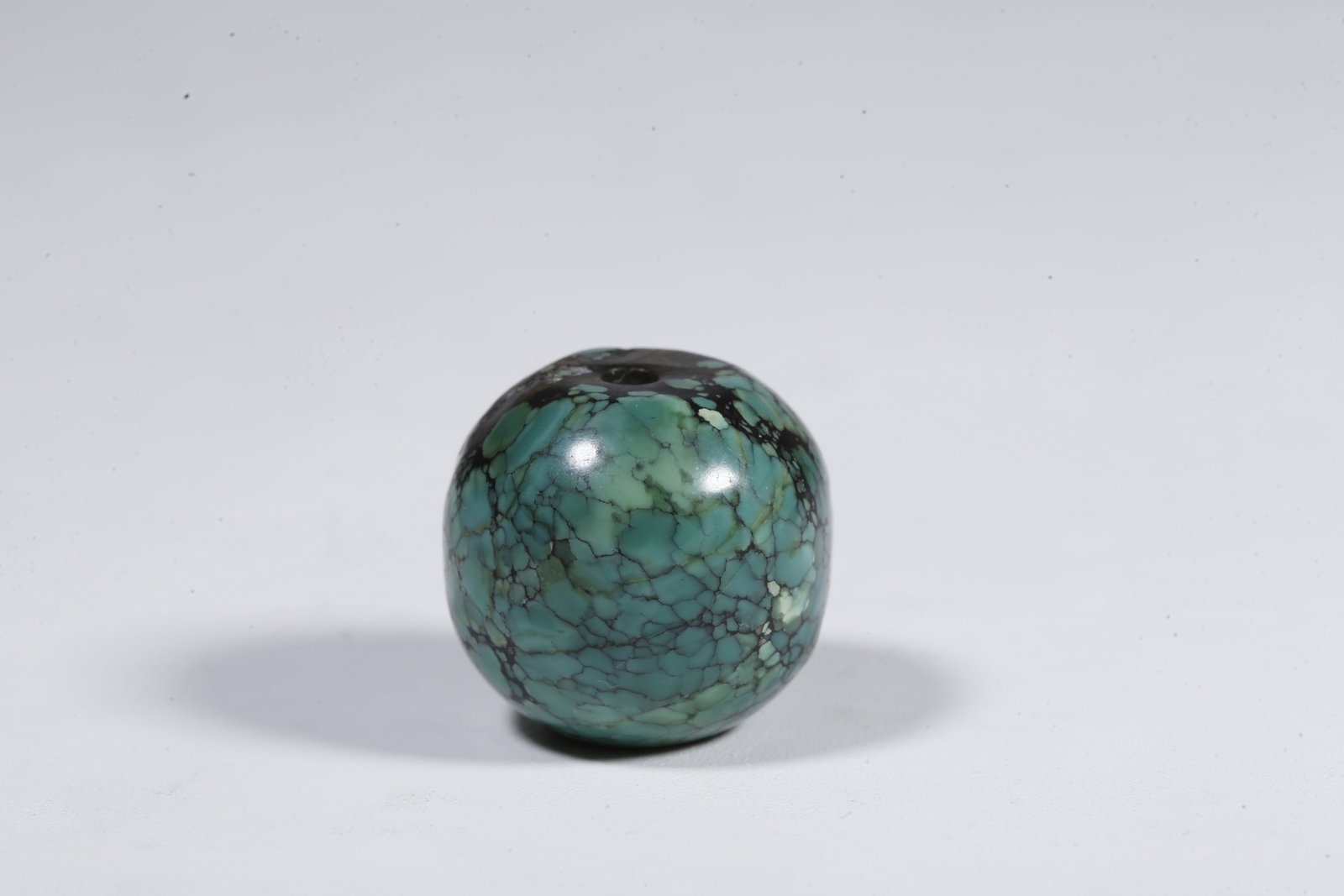 A TURQUOISE BEAD (PAIR) - 8