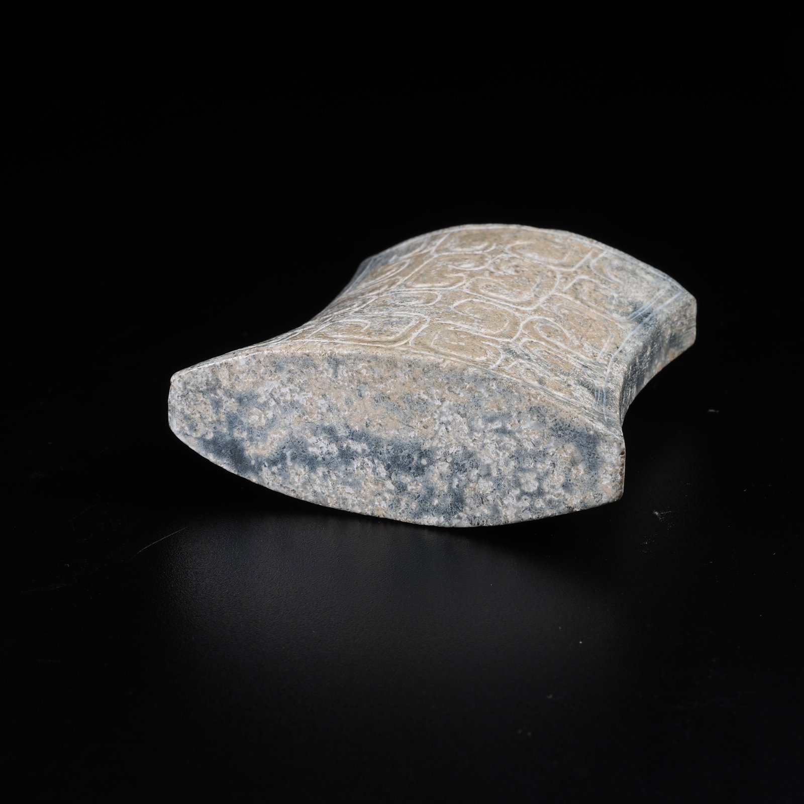 A HOOKED CLOUD PATTERN SWORD POMMEL ARCHAIC JADE - 9