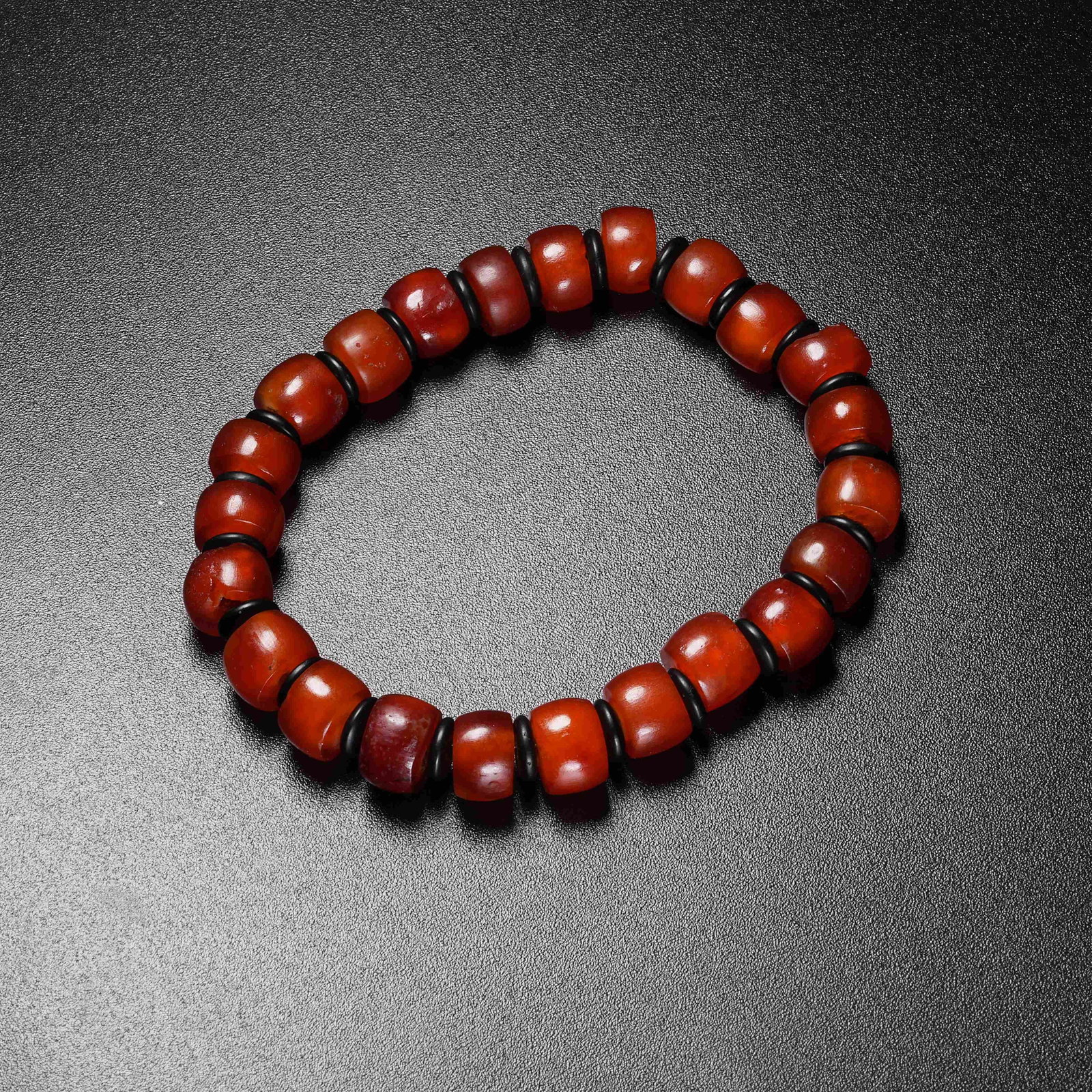 A AGATE BRACELET: Agate Bracelet