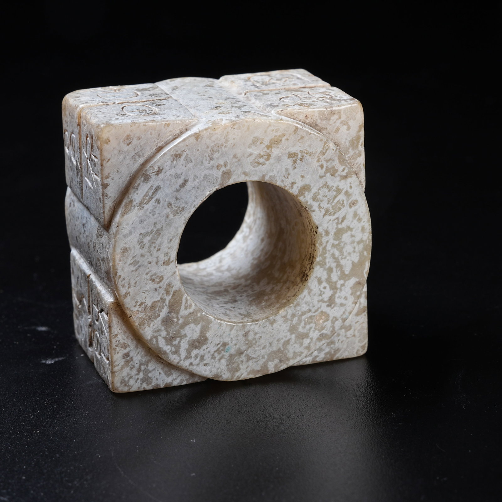 A ARCHAIC JADE CONG - 9