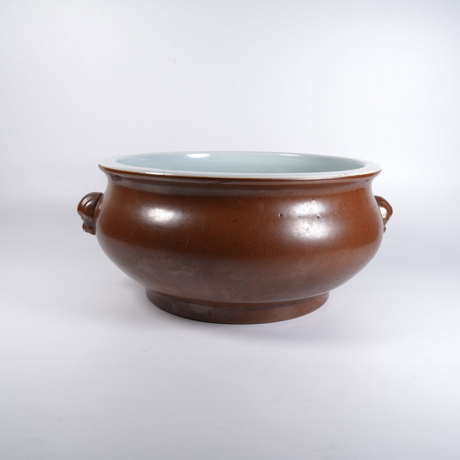 A PURPLE-GOLD-GLAZE BEAST-EAR CENSER (1 of 9)