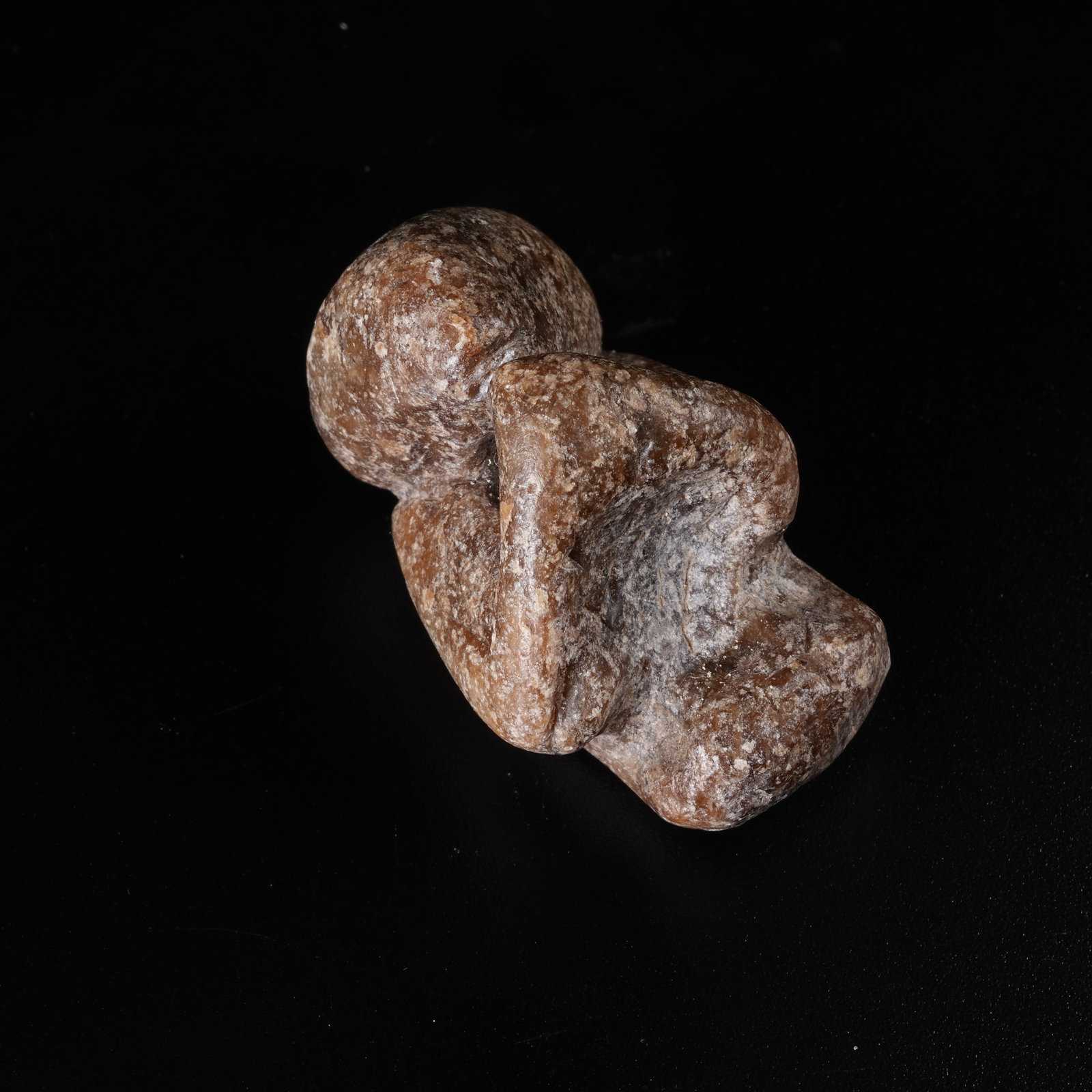 A ANCIENT JADE MANTIS PENDANT: Ancient Jade Mantis Pendant