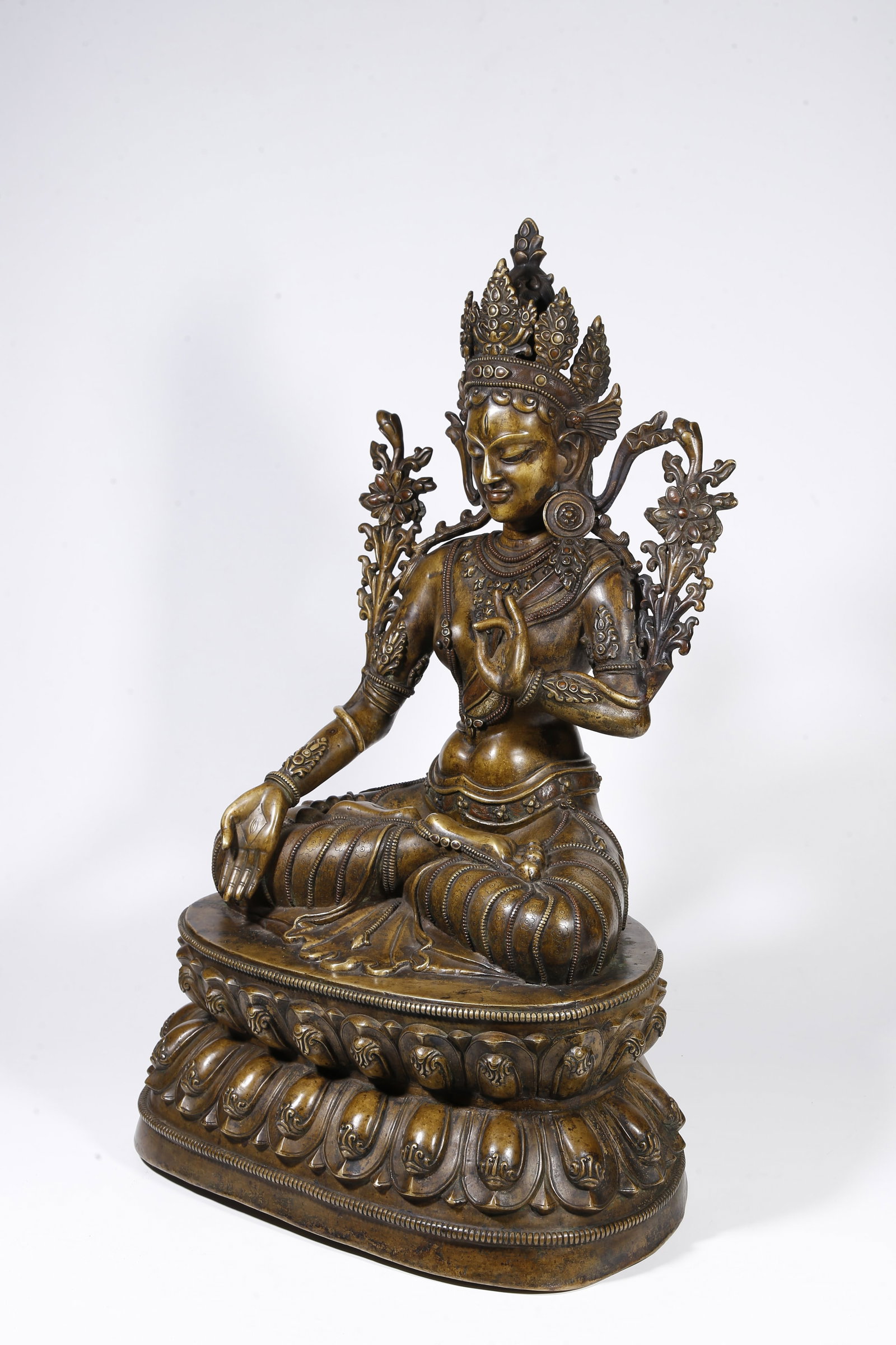A BRONZE TARA STATUE - 4