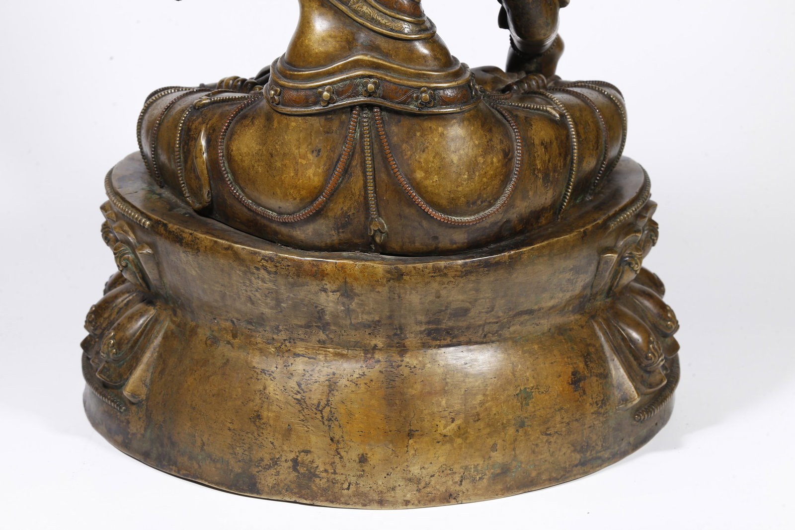 A BRONZE TARA STATUE - 7