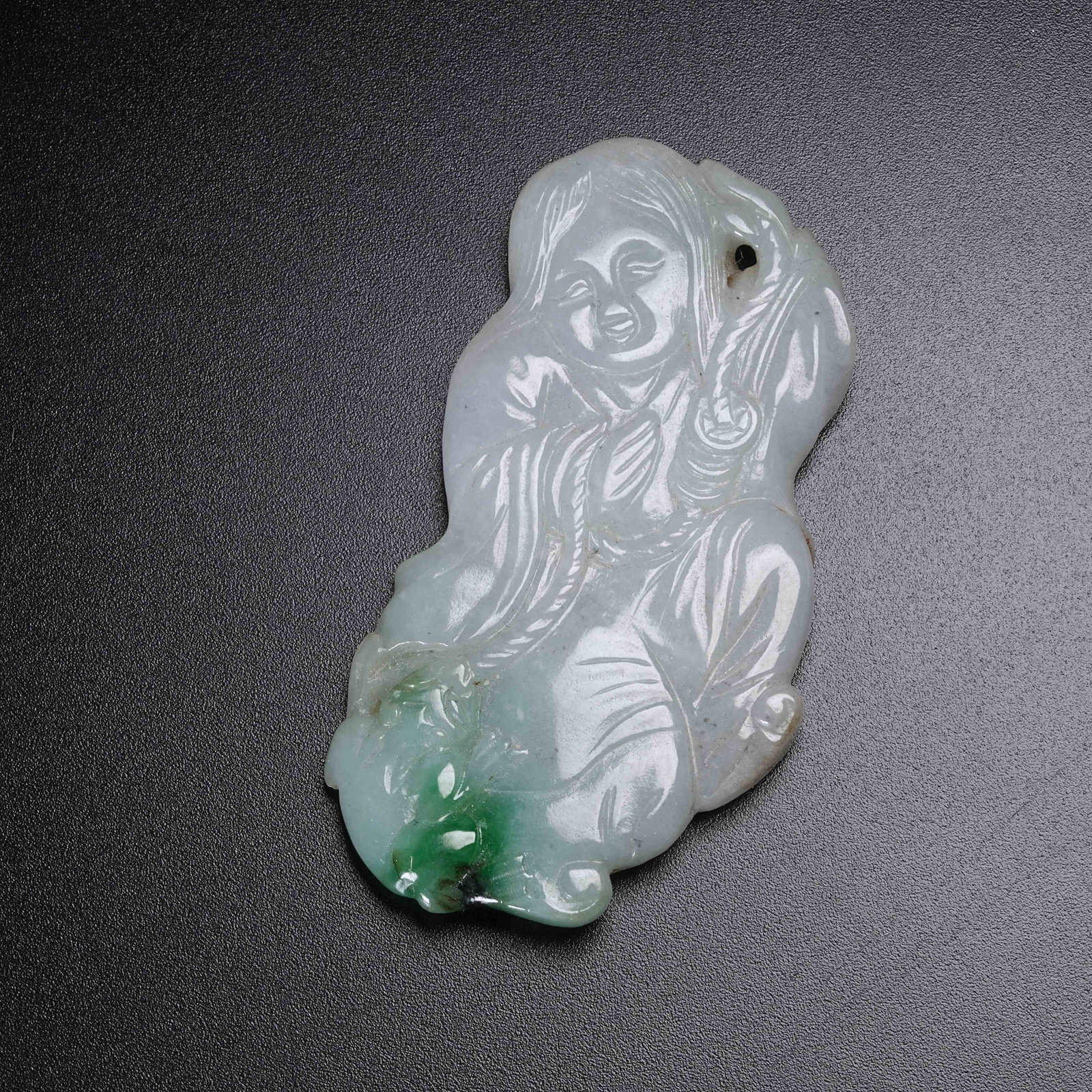 A JADEITE PENDANT CARVED WITH LIU HAI TEASING GOLDEN TOAD MOTIF (1 of 8)