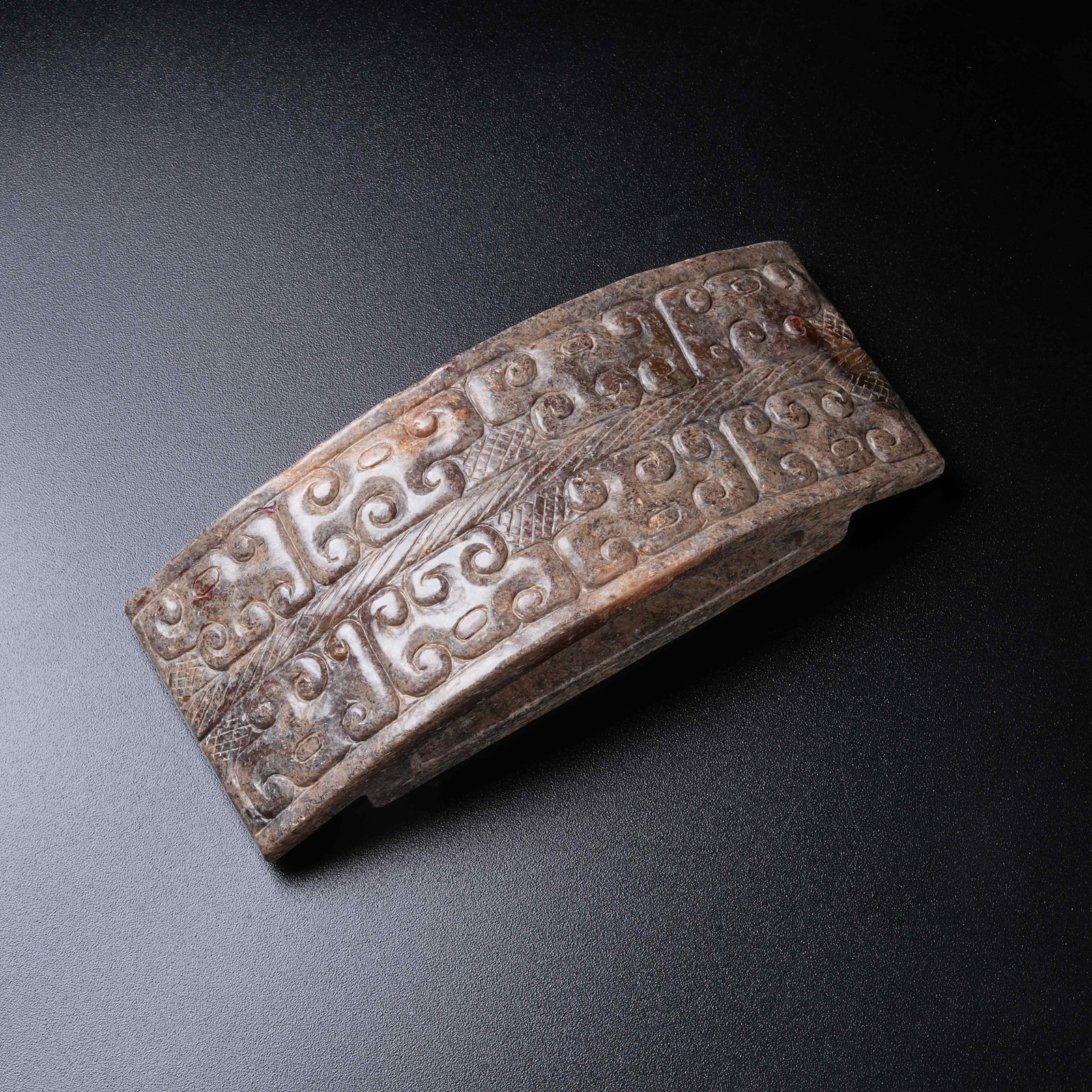 A ARCHAIC JADE BELT ORNAMENT: Archaic Jade Belt Ornament