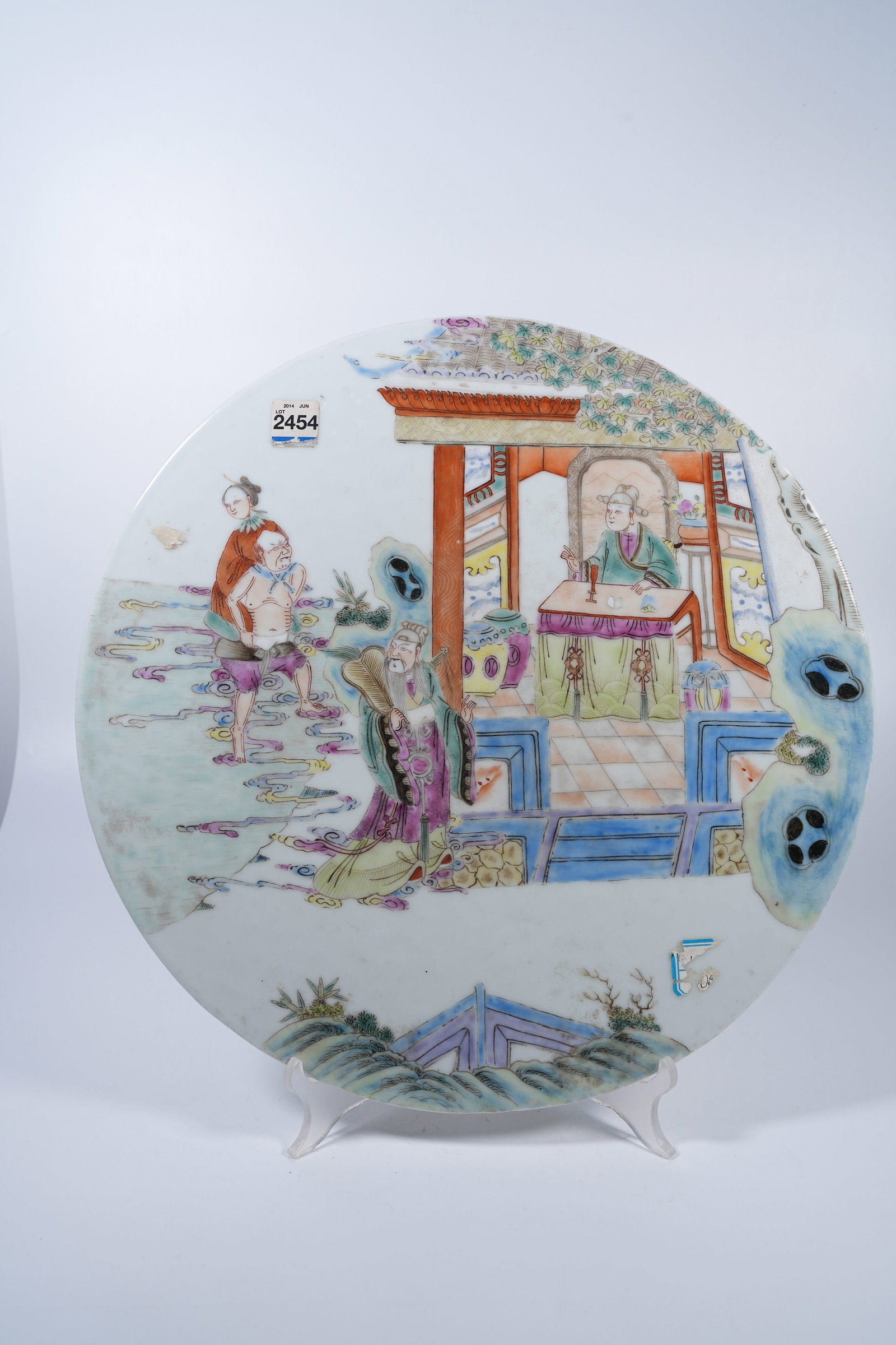 A FAMILLE-ROSE PORCELAIN PLAQUE WITH IMMORTAL TALE MOTIF: Famille-rose porcelain plaque with immortal tale motif