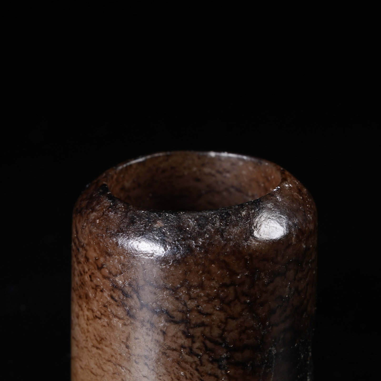 A ANCIENT JADE THUMB RING - 5