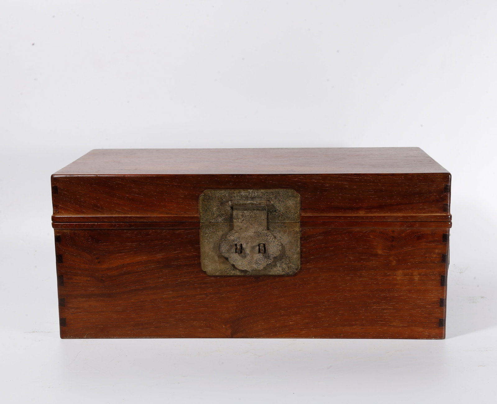 A COVERED BOX OF HUANGHUALI WOOD (1 of 10)
