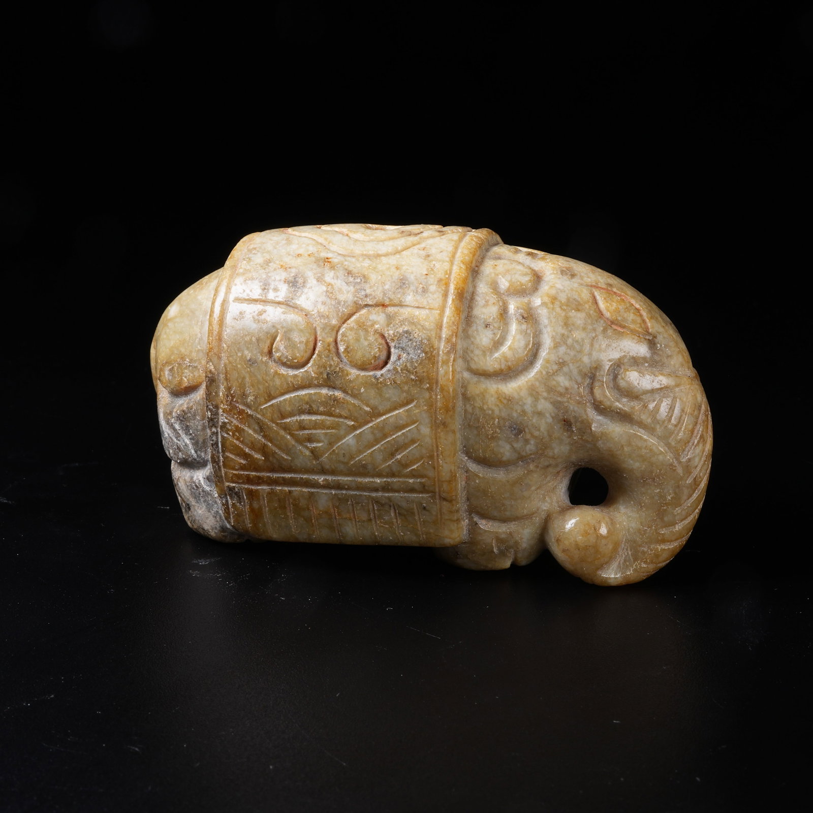 A ARCHAIC JADE ORNAMENT OF PEACE ELEPHANT (1 of 9)
