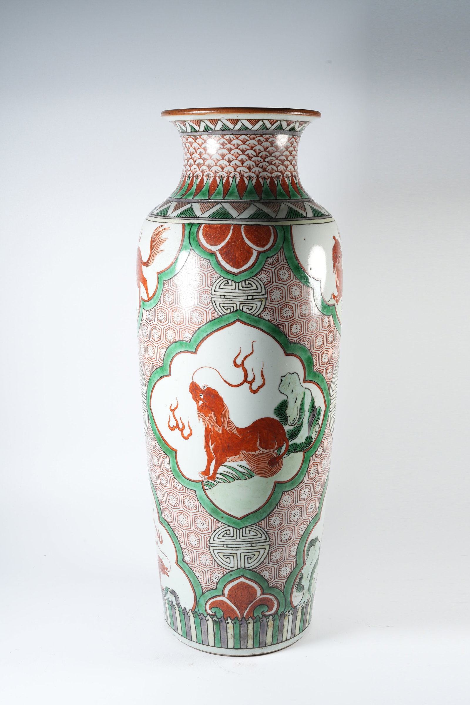 A WUCAI TUBE-SHAPED VASE WITH AUSPICIOUS-BEAST MOTIF (1 of 9)