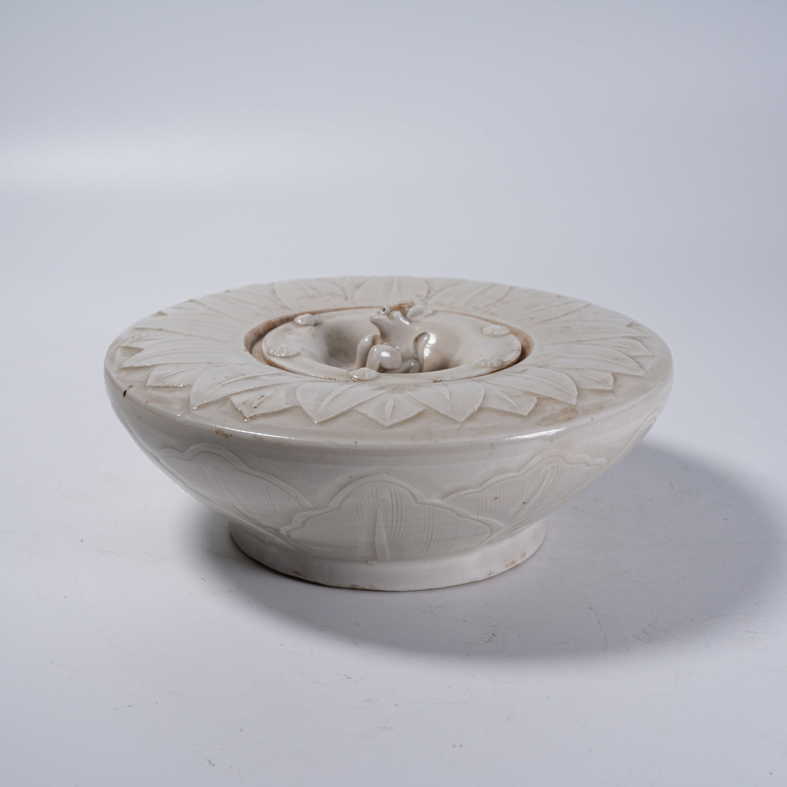 A DING KILN CARVED CENSER WITH BEAST KNOB AND LOTUS PETAL LID (1 of 9)