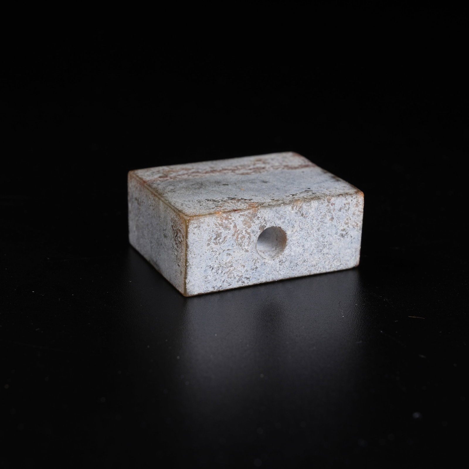A ARCHAIC JADE SEAL: Archaic Jade Seal