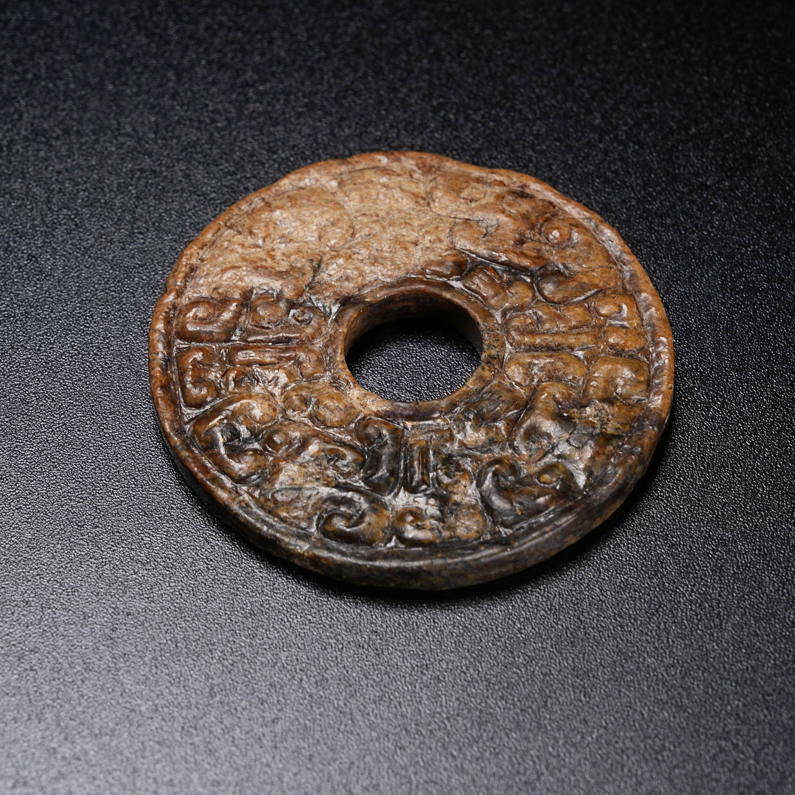 A ARCHAIC JADE BI DISC WITH HOOKED CLOUD PATTERN - 6