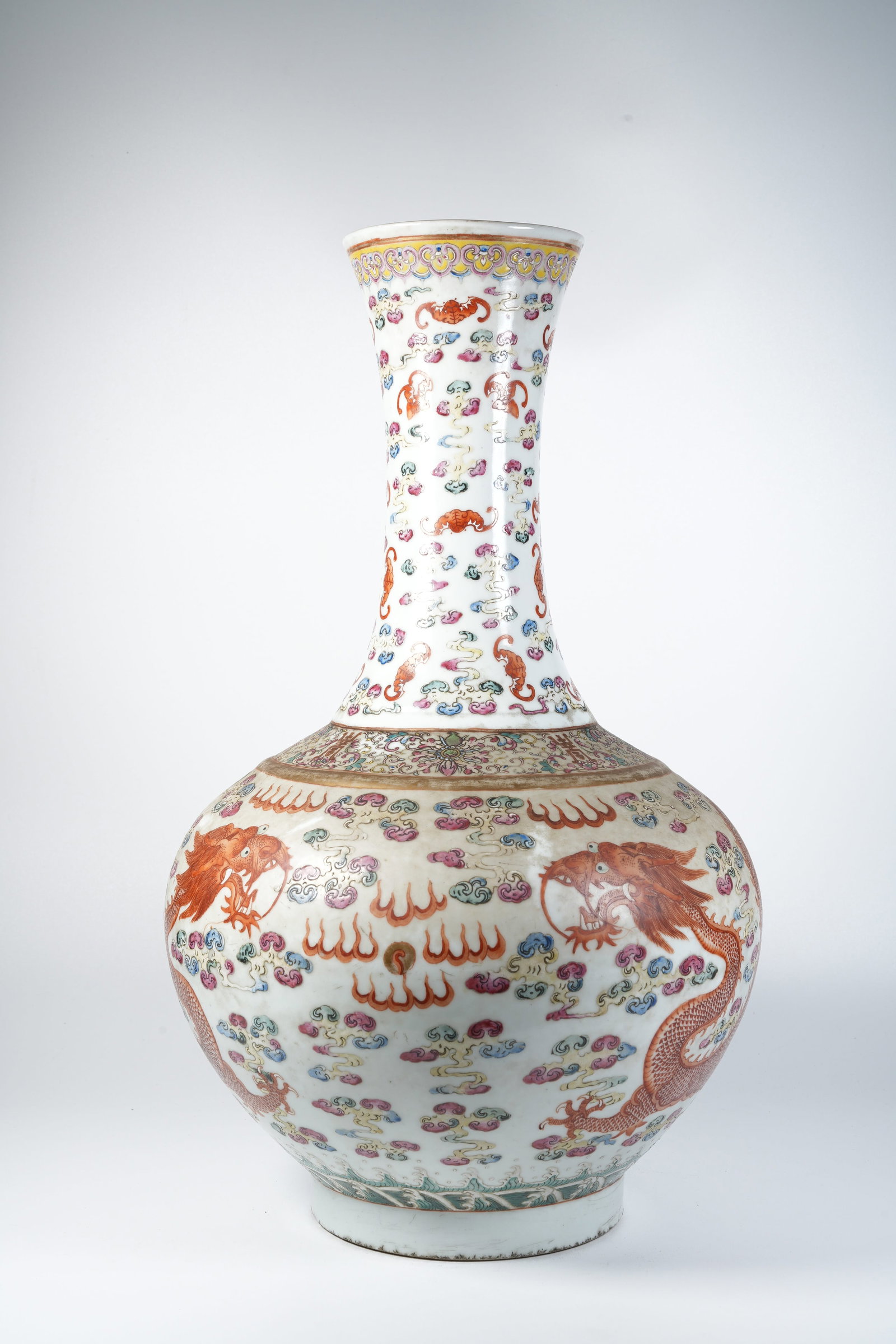 A FAMILLE-ROSE APPRECIATION VASE WITH DOUBLE-DRAGON CHASING-PEARL MOTIF (1 of 9)
