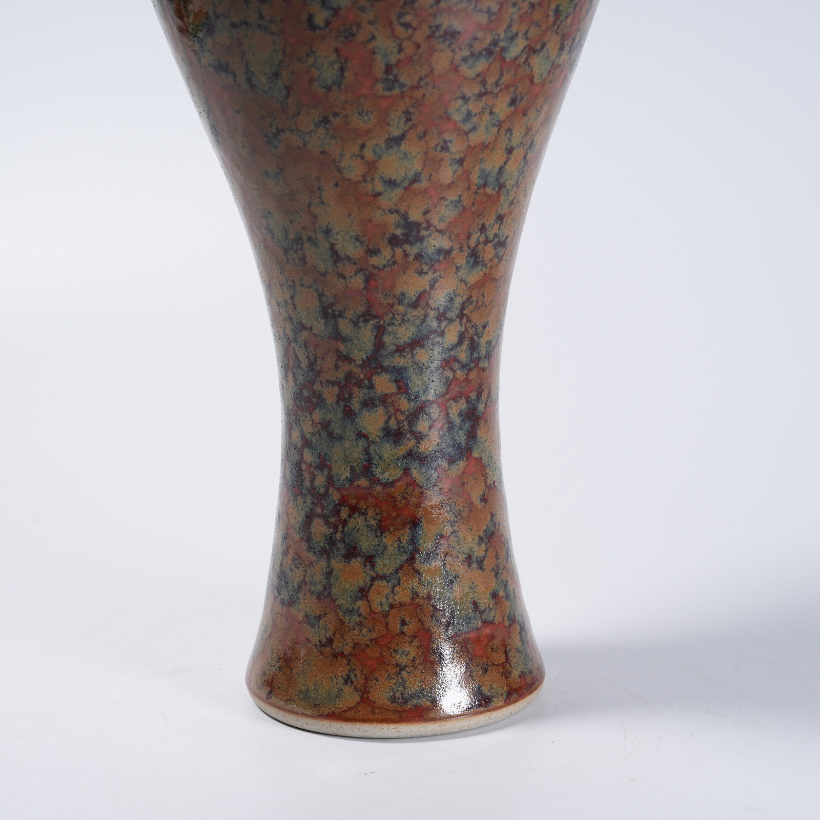 A TORTOISE SHELL GLAZE PLUM VASE - 3