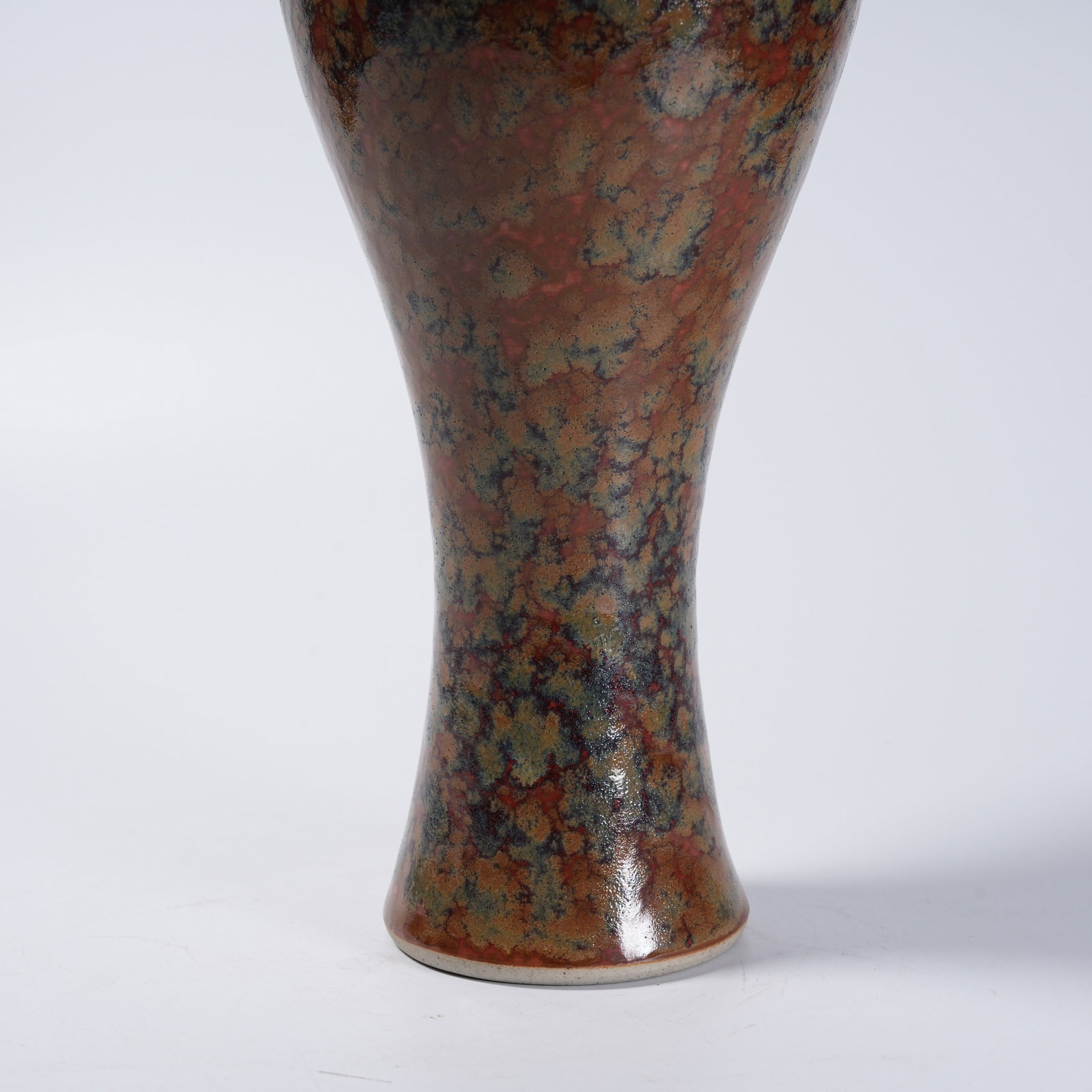 A TORTOISE SHELL GLAZE PLUM VASE - 4