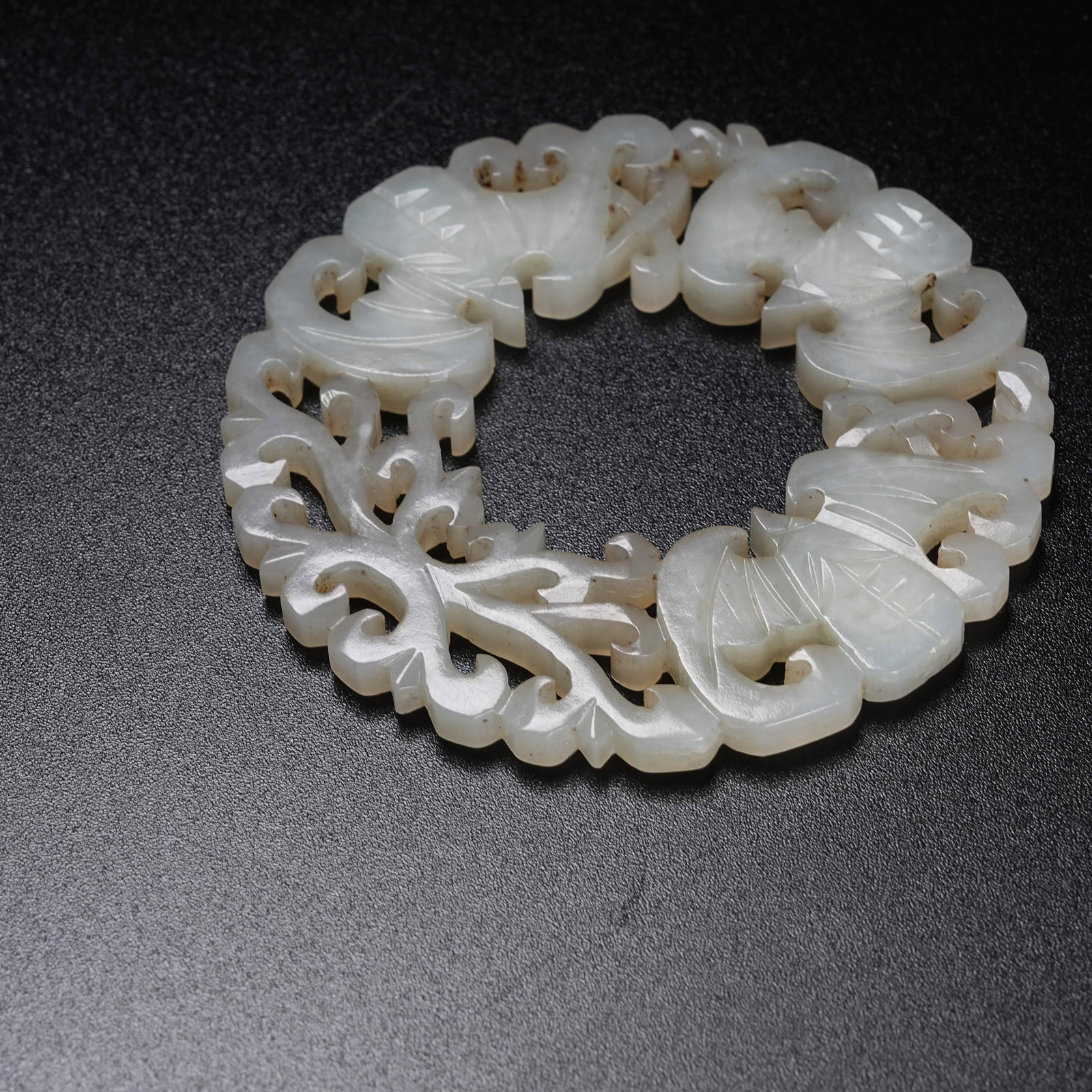 A HETIAN JADE FORTUNE PATTERN PENDANT - 7