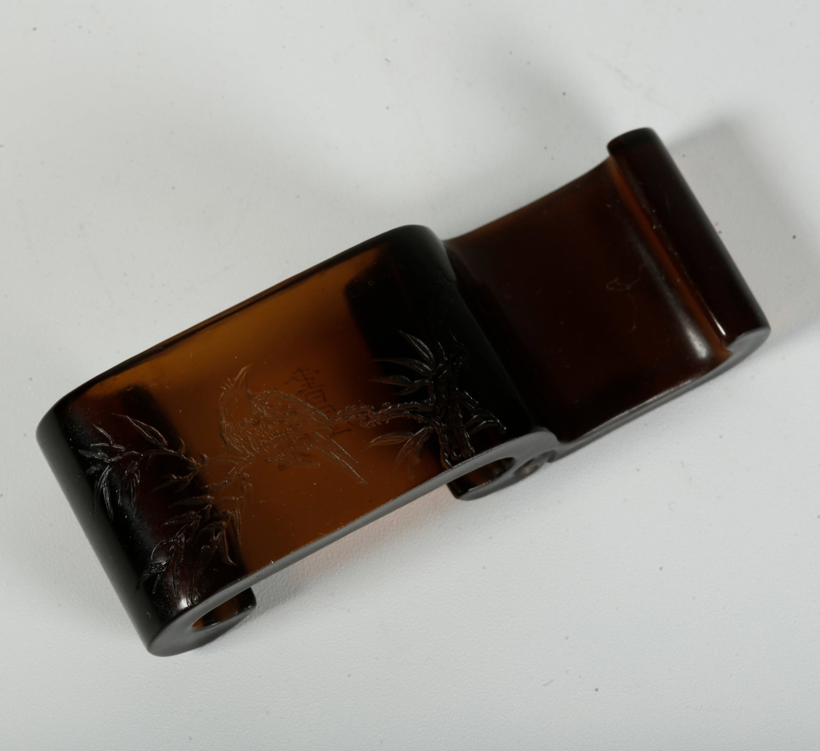 A GLASS INK REST WITH BAMBOO-AND-BIRD PATTERN (1 of 8)