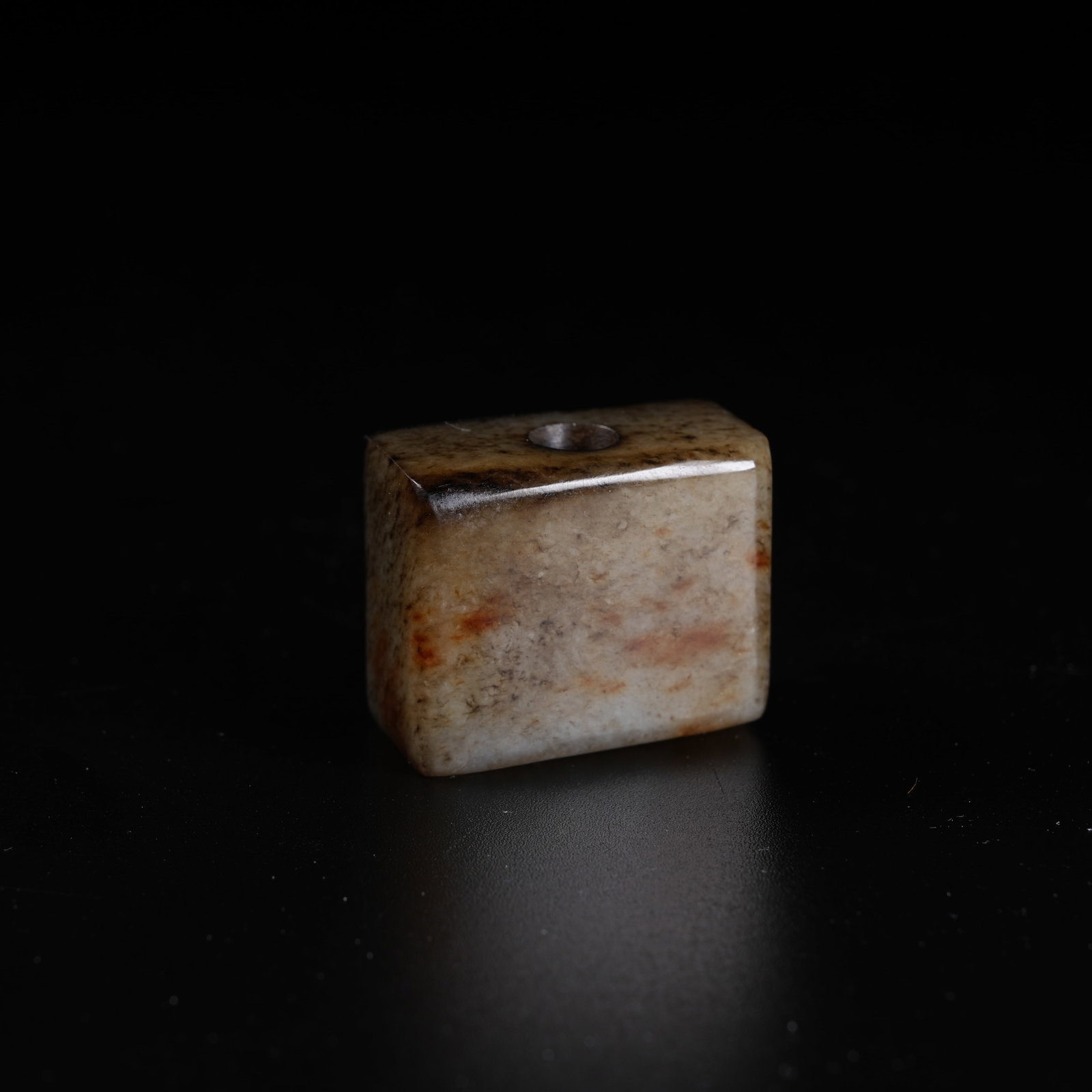 A ARCHAIC JADE SEAL: Archaic Jade Seal