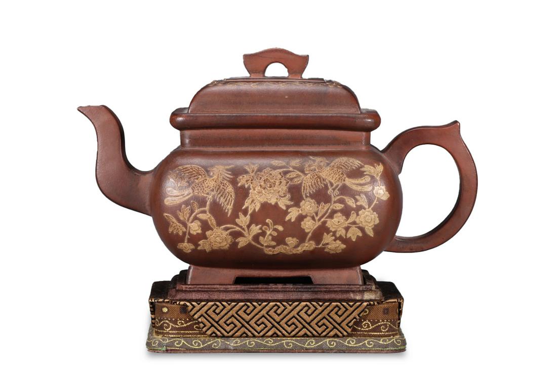 Flower and bird pattern purple clay pot (1 of 8)