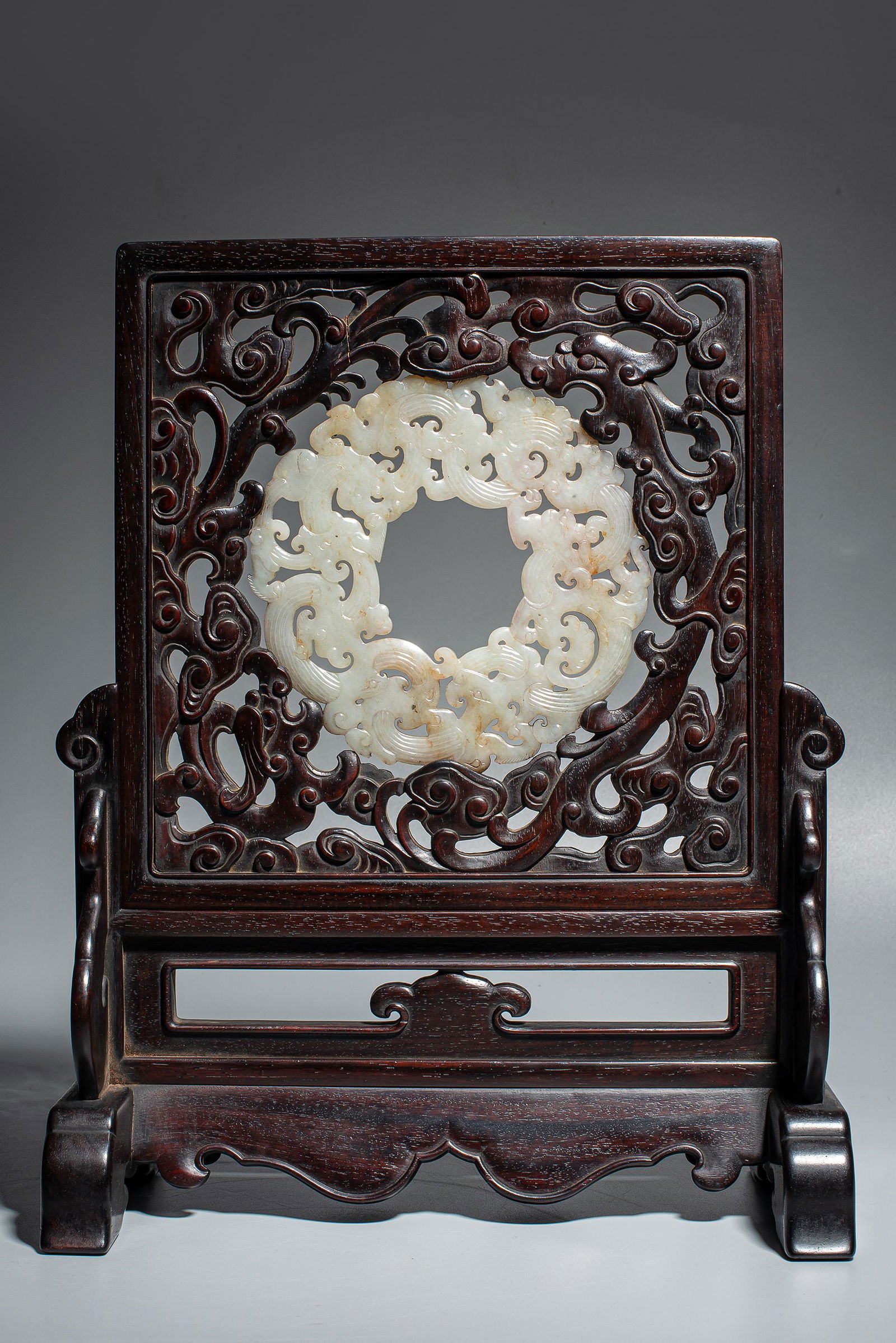 Qing Dynasty mahogany dragon pattern jade bi screen (1 of 9)
