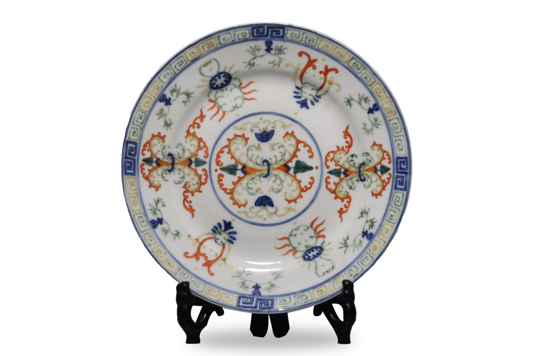 Pink flower pattern porcelain plate (1 of 7)