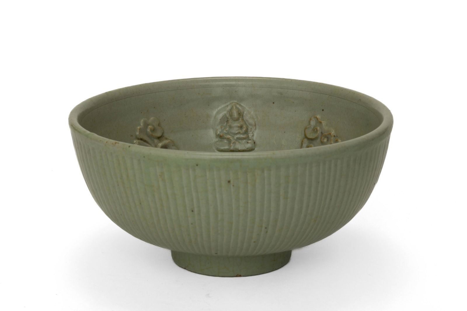 a Chinese Longquan Kiln "Flower Pattern" Bowl (1 of 8)