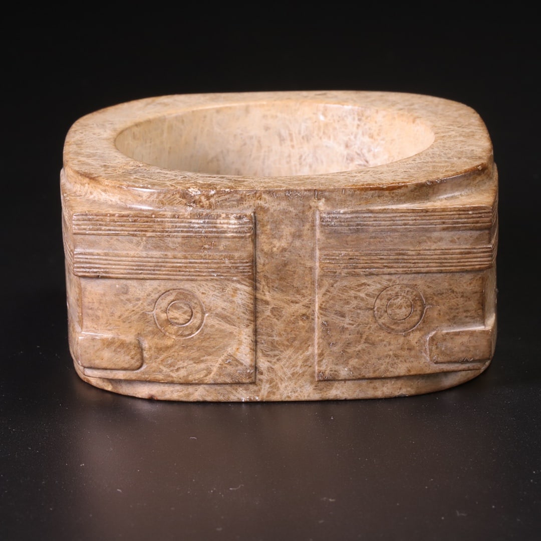 LIANGZHU CULTURE DECORATI JADE CONG (1 of 6)